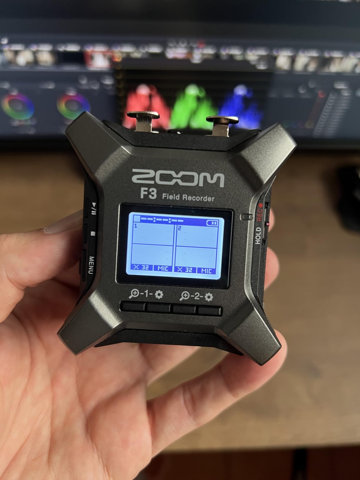 Zoom F3 Professional Field Recorder for Filmmakers & Musicians | 32-Bit Float, Dual A/D Converters, 2 Locking XLR/TRS Inputs customer photo 2