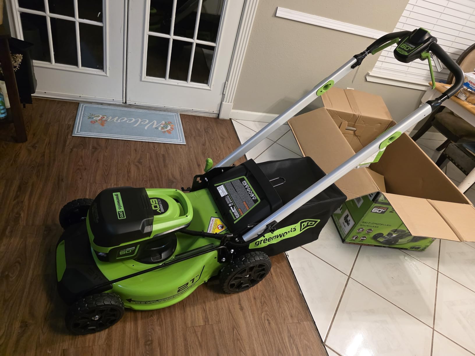Greenworks 60V 21in Self-Propelled Lawn Mower, (2) 4.0 Ah Battery Kit customer photo 1
