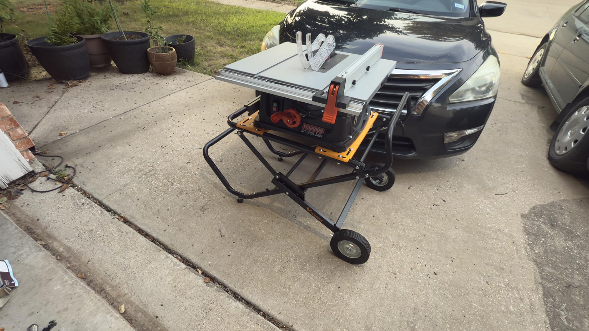 WORKESS Portable Table Saw Stand, 330 Lbs Load Capacity Rolling Foldable Table Saw Table with 8 Inch Wheels, Heavy Duty Construction for Easy Storage, Universal for Most Brands of Table Saws customer photo 1
