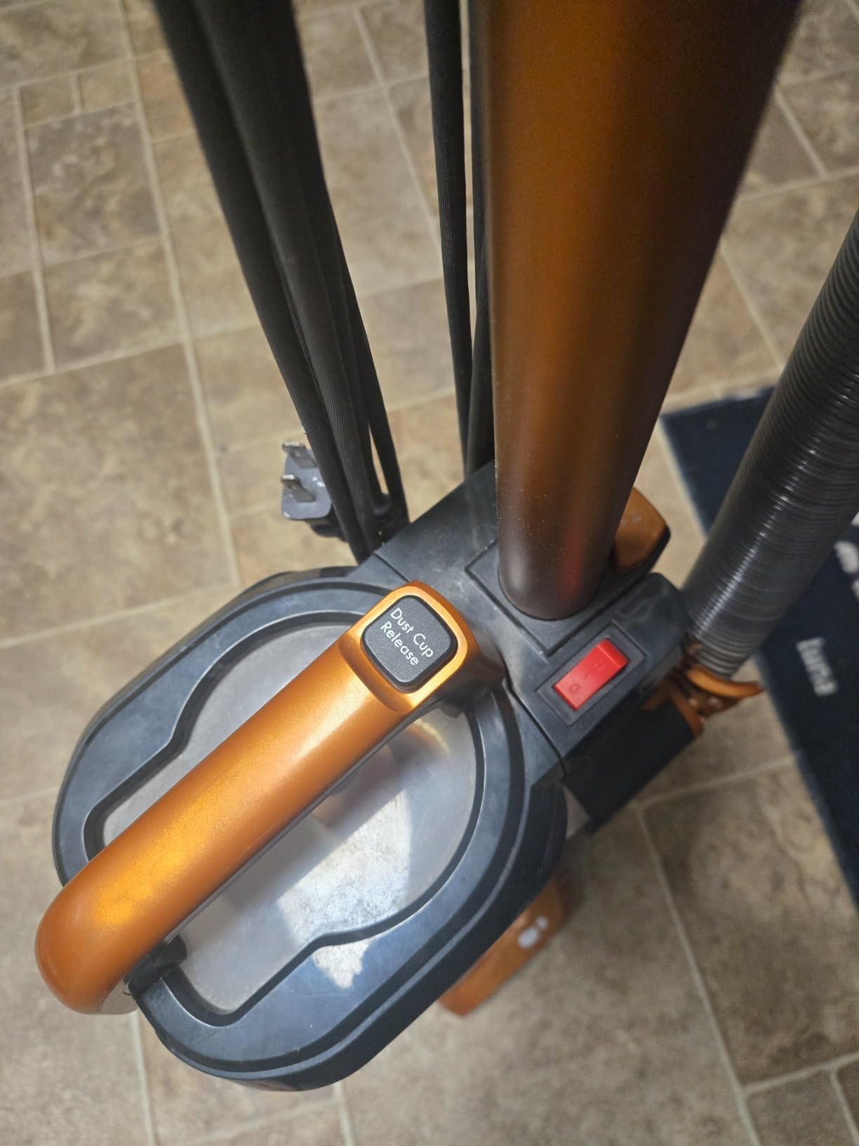 Kenmore Featherlite Lift-Up Bagless Upright Vacuum customer photo 1