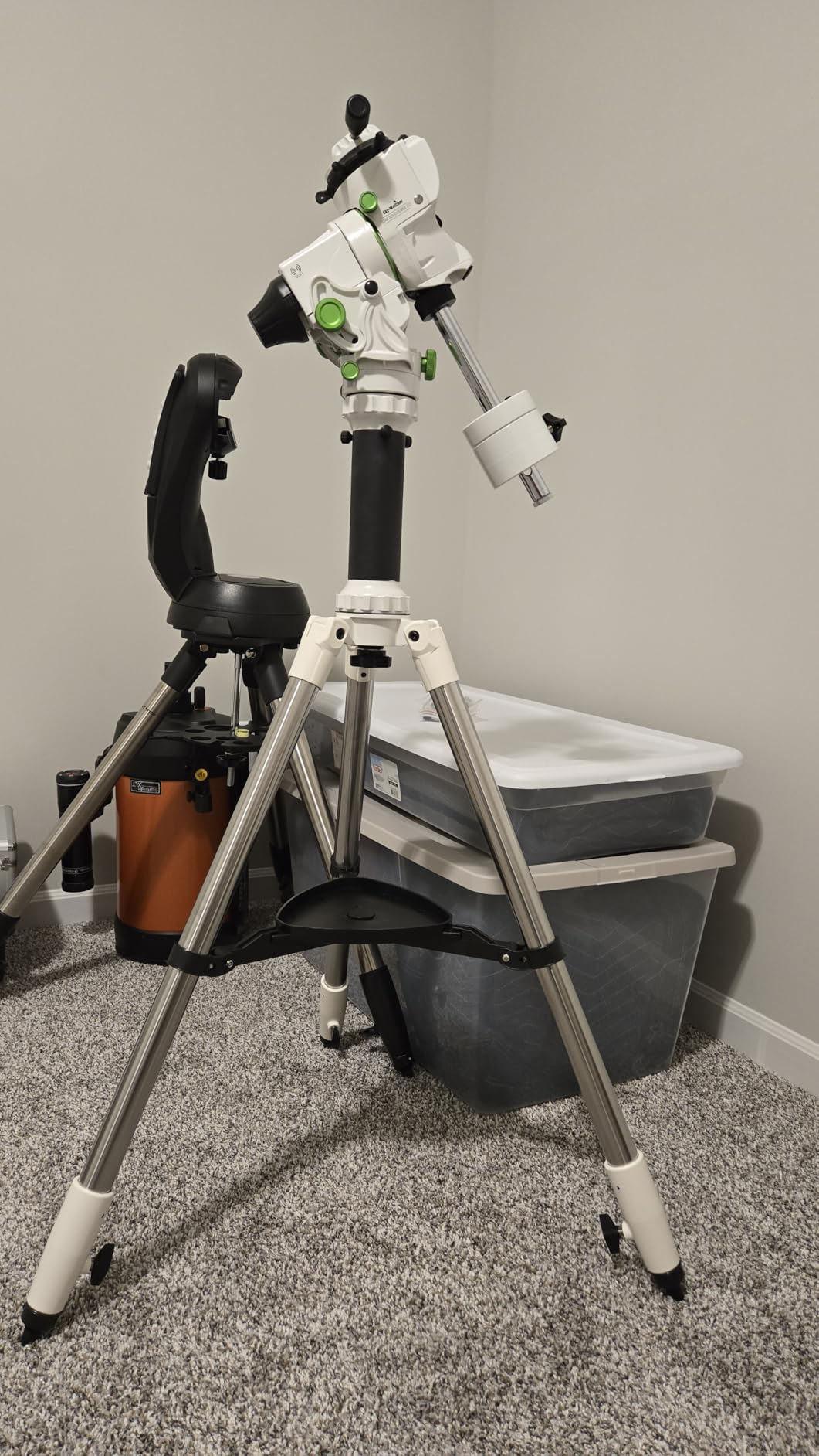 Sky Watcher Sky-Watcher Star Adventurer GTI Mount Kit with Counterweight, CW bar, Tripod, and Pier Extension - Full GoTo EQ Tracking Mount for Portable and Lightweight Astrophotography customer photo 2