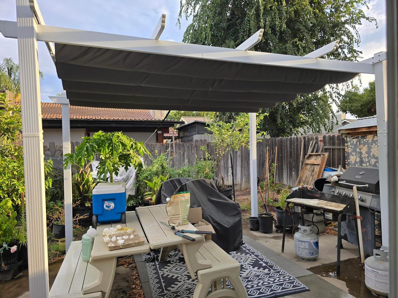 PURPLE LEAF Pergola 10' x 12' Aluminum Retractable Canopy Sun Shade, Beige customer photo 2