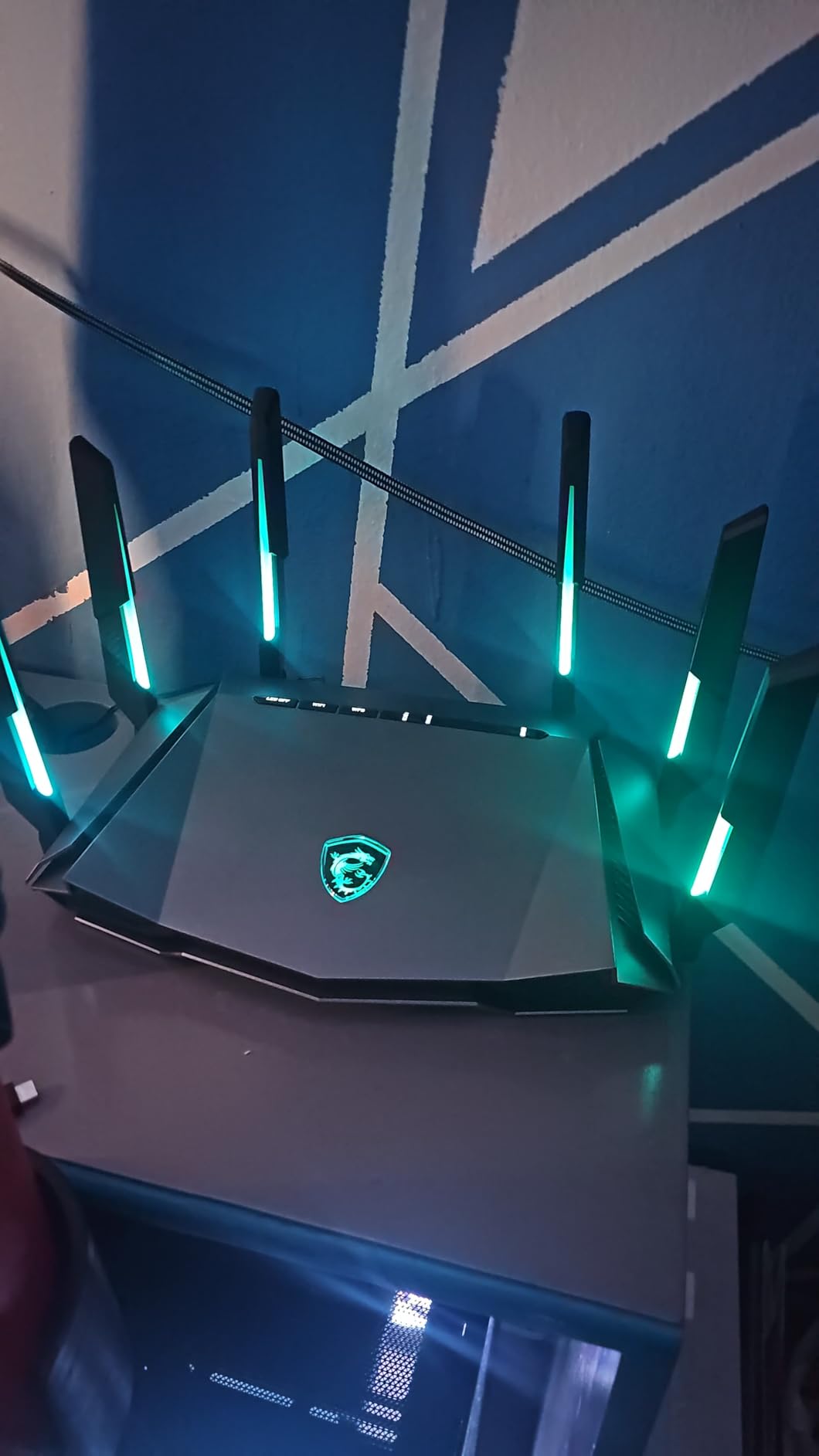 MSI Radix AXE6600 WiFi 6E Tri-Band Gaming Router, AI QoS, RGB, 1.8GHz Quad-Core Processor, MU-MIMO, Tri Band Gigabit Wireless, 8-Stream, High Speed Long Range Gaming Router customer photo 2