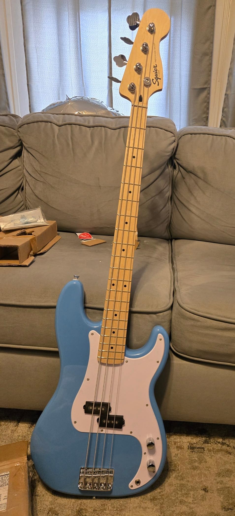 Squier Squier Sonic Precision Bass, California Blue, Maple Fingerboard customer photo 2