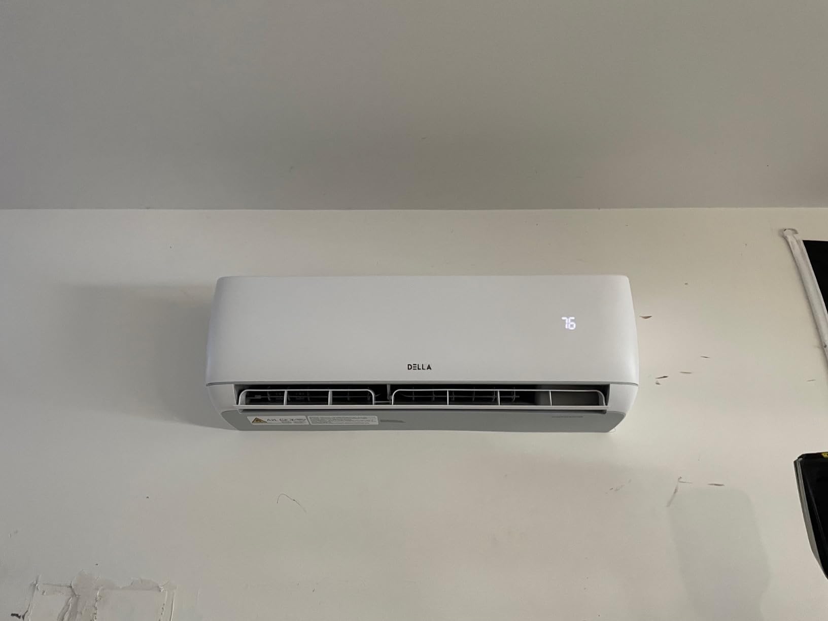 DELLA Motto Series 18000 BTU 19 SEER2 230V Mini Split AC, Cools Up to 1000 Sq.Ft, Works with Alexa and Wifi, Ductless Inverter System Air Conditioner, Pre-Charged Heat Pump and 16.4ft Kits customer photo 2