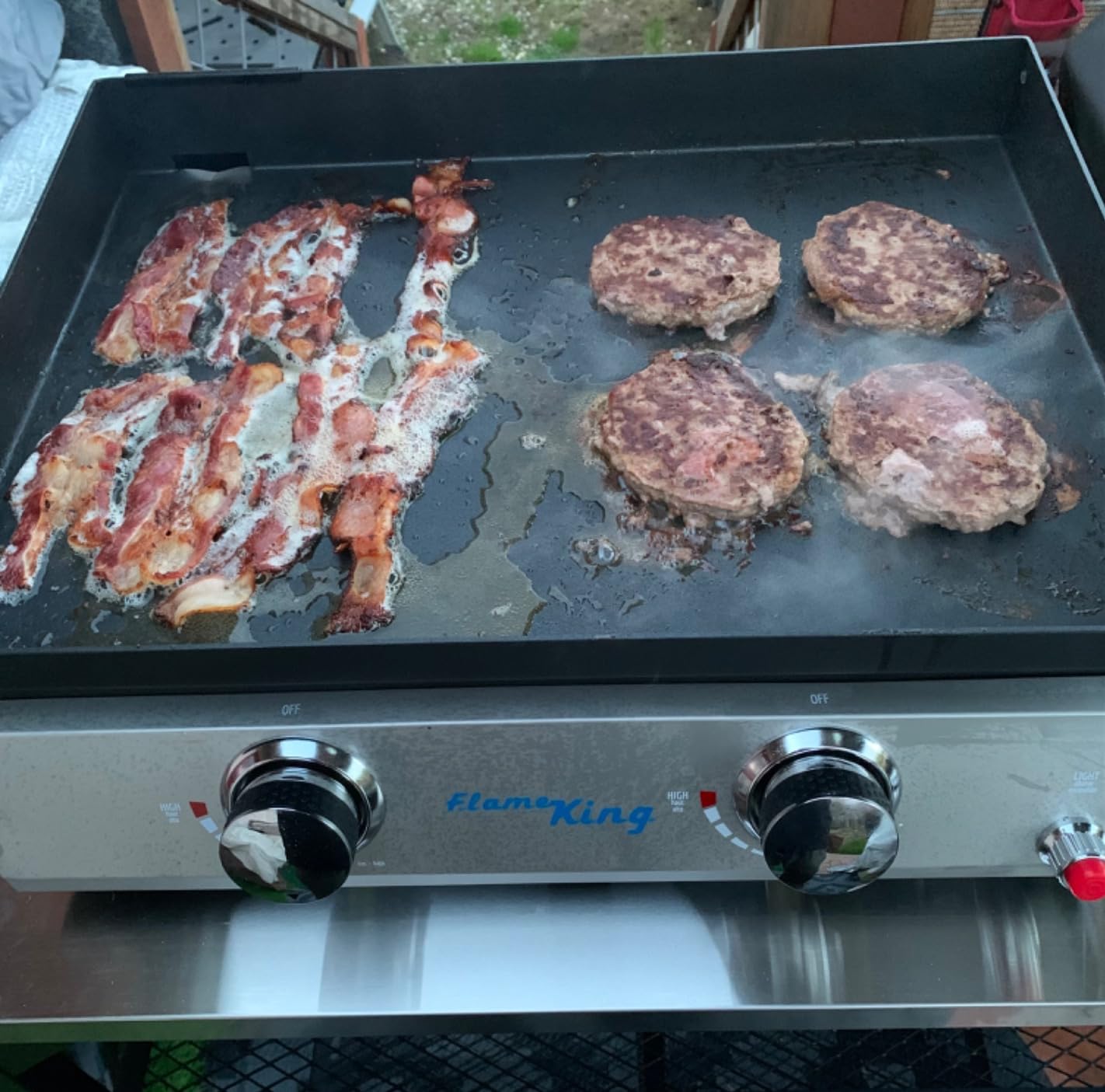 Flame King 22-inch Double Burner Flat Top Griddle for Outdoor BBQ Grill, Portable Propane Gas Griddle for Camping and Tailgating customer photo 1