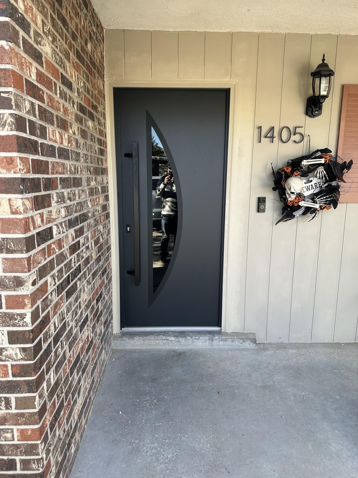 VDOMDOORS Front Exterior Prehung Steel Door/Deux 6500 Black/Stainless Inserts Single Modern Painted-W36 x H80-Right-hand Inswing customer photo 1