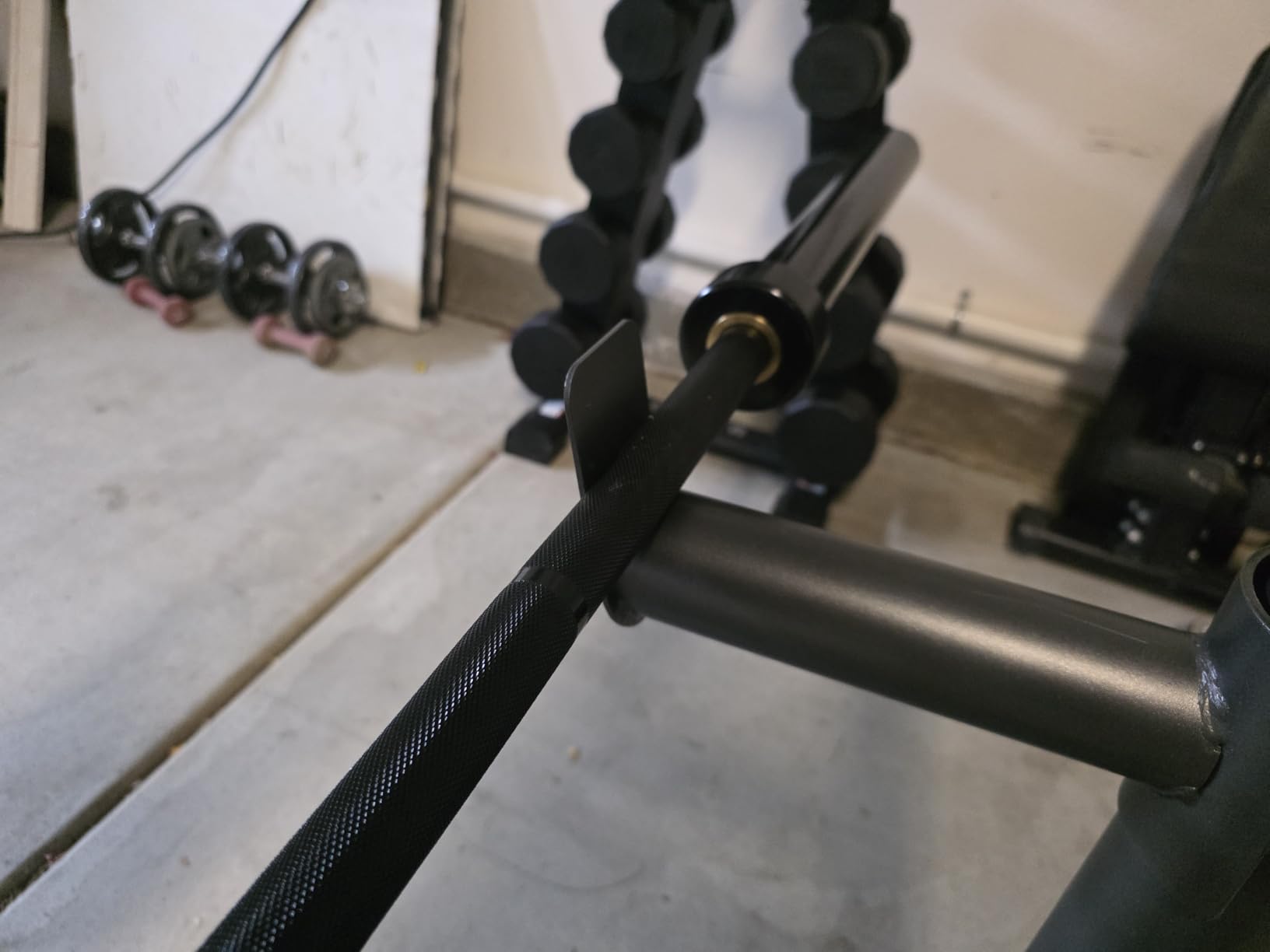 LIONSCOOL 7FT Olympic Barbell 2” Bar for Strength Training Weightlifting customer photo 2