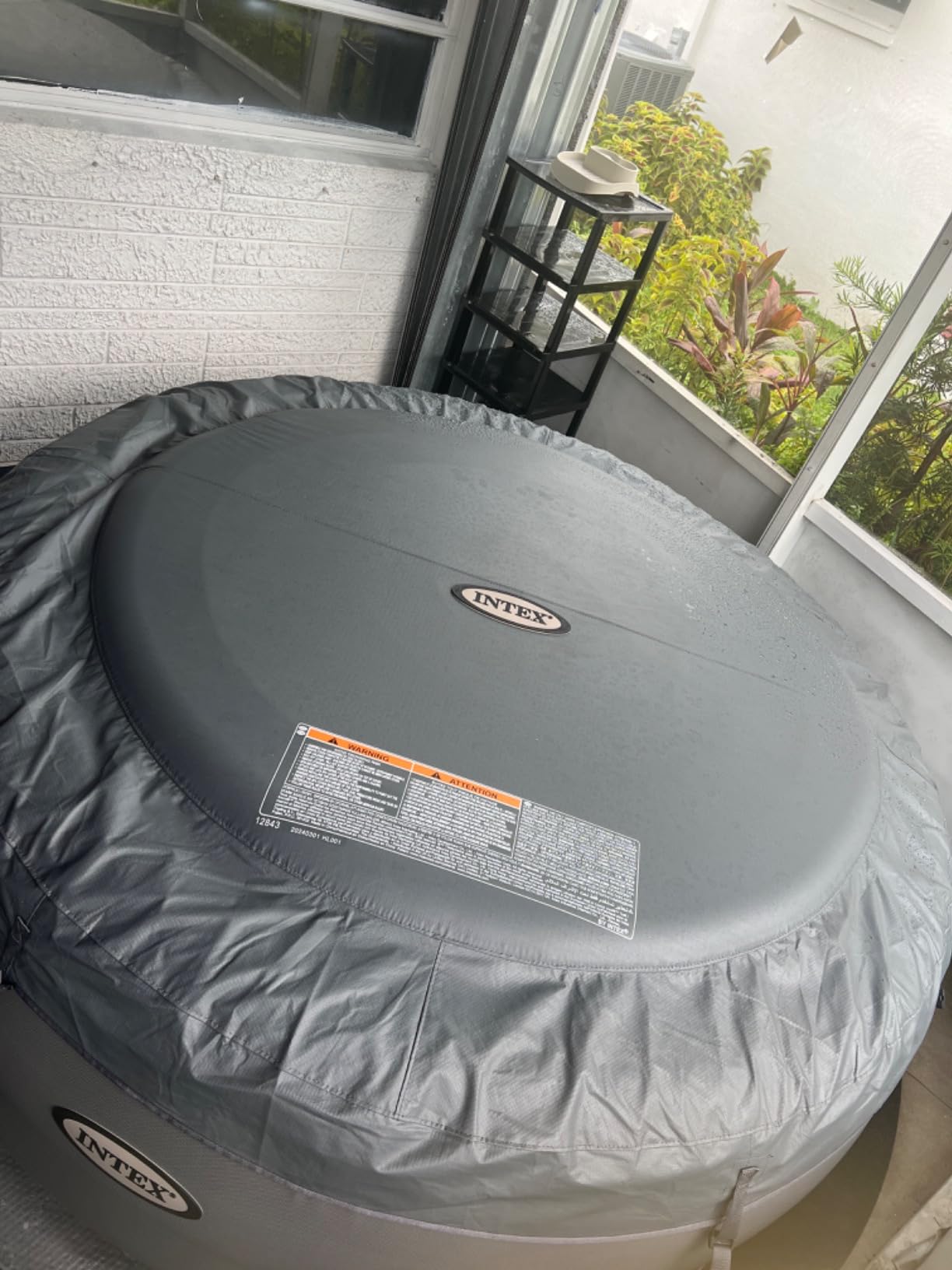 INTEX SimpleSpa 4 Person Inflatable Hot Tub, Portable Spa with 100 Jets | 28483E Built-in Hard Water Treatment with Cover & Ground Cloth for Insulation, 77in x 26in customer photo 1