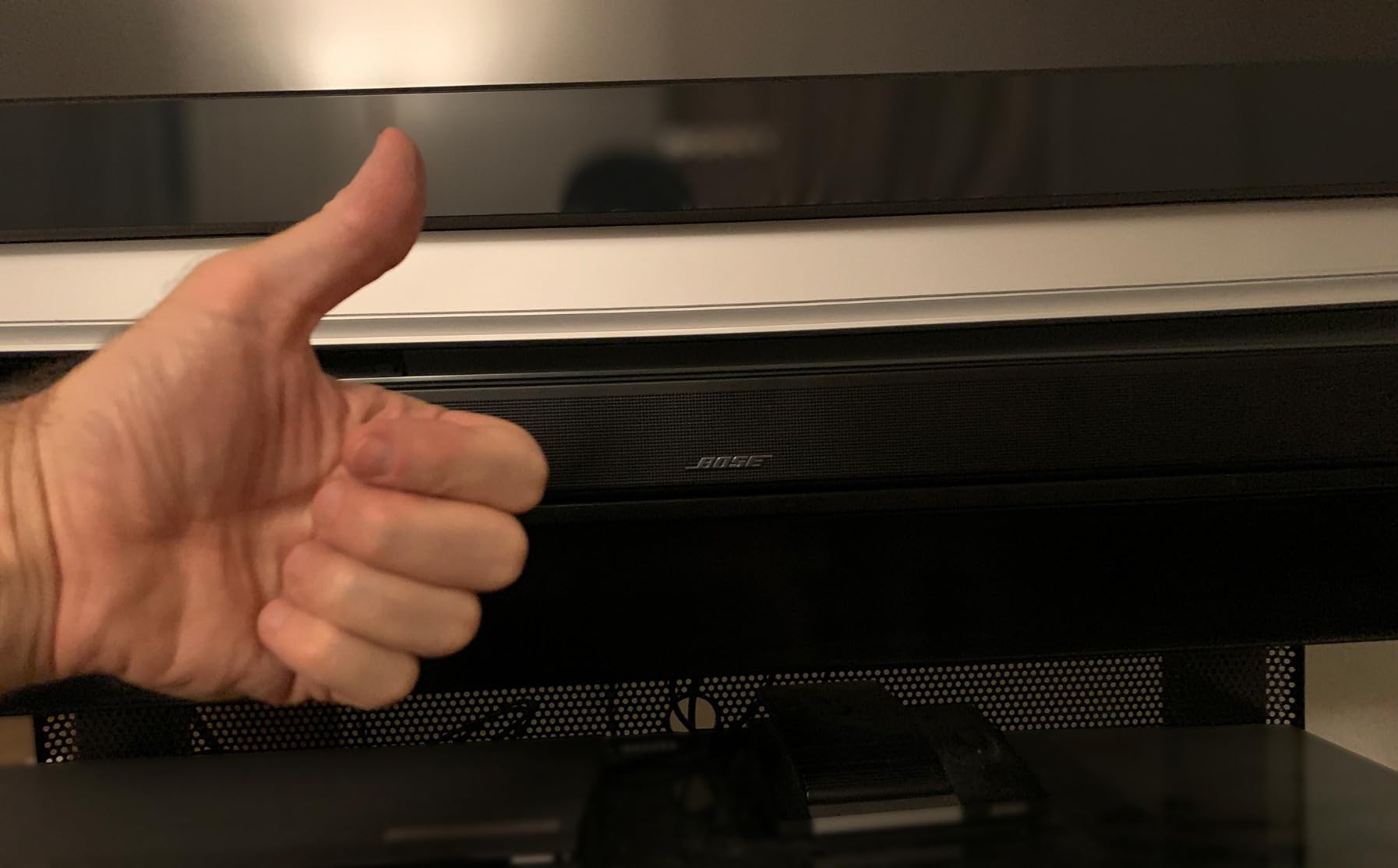 Bose Smart Ultra Dolby Atmos Soundbar, All-in-One Surround Sound System for TV, A.I. Dialogue Mode, Alexa and Google Voice Control, HDMI eARC, Black customer photo 2