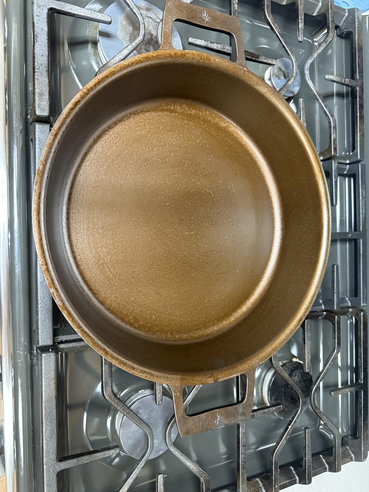 Stargazer 12-Inch Cast Iron Skillet | Made in USA, Seasoned, Premium Frying Pan for Grilling, Searing, Baking & More - Durable Cast Iron with Smooth Cooking Surface customer photo 2