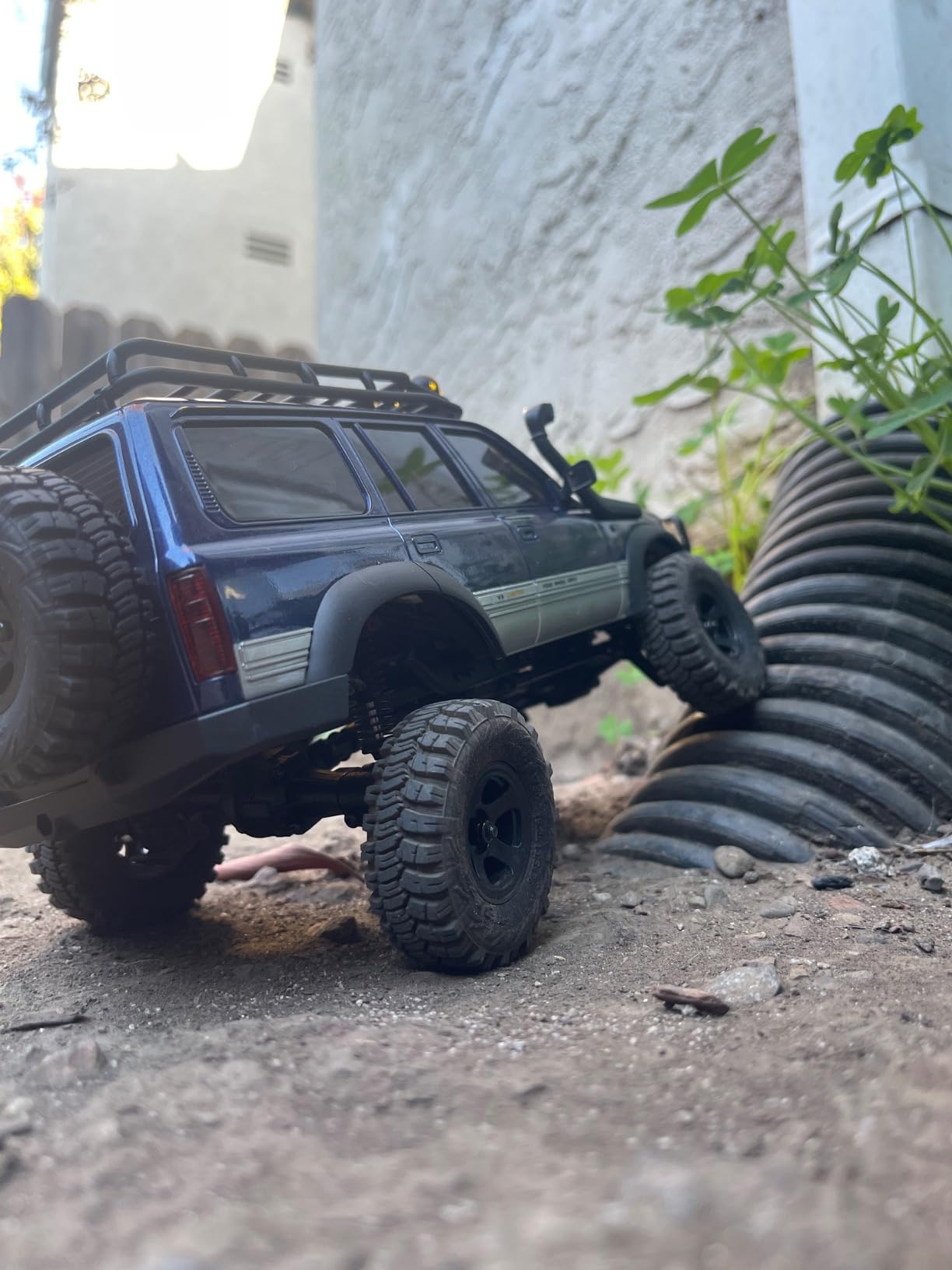 FMS 1/18 FCX18S Toyota Land Cruiser LC80 S Officially Licensed RC Crawler, 4WD RC Rock Truck, 2.4Ghz with 900mAh Battery&LED Lights, Hobby Grade Off-Road RC Truck, Remote Control Car for Adults Grey customer photo 1