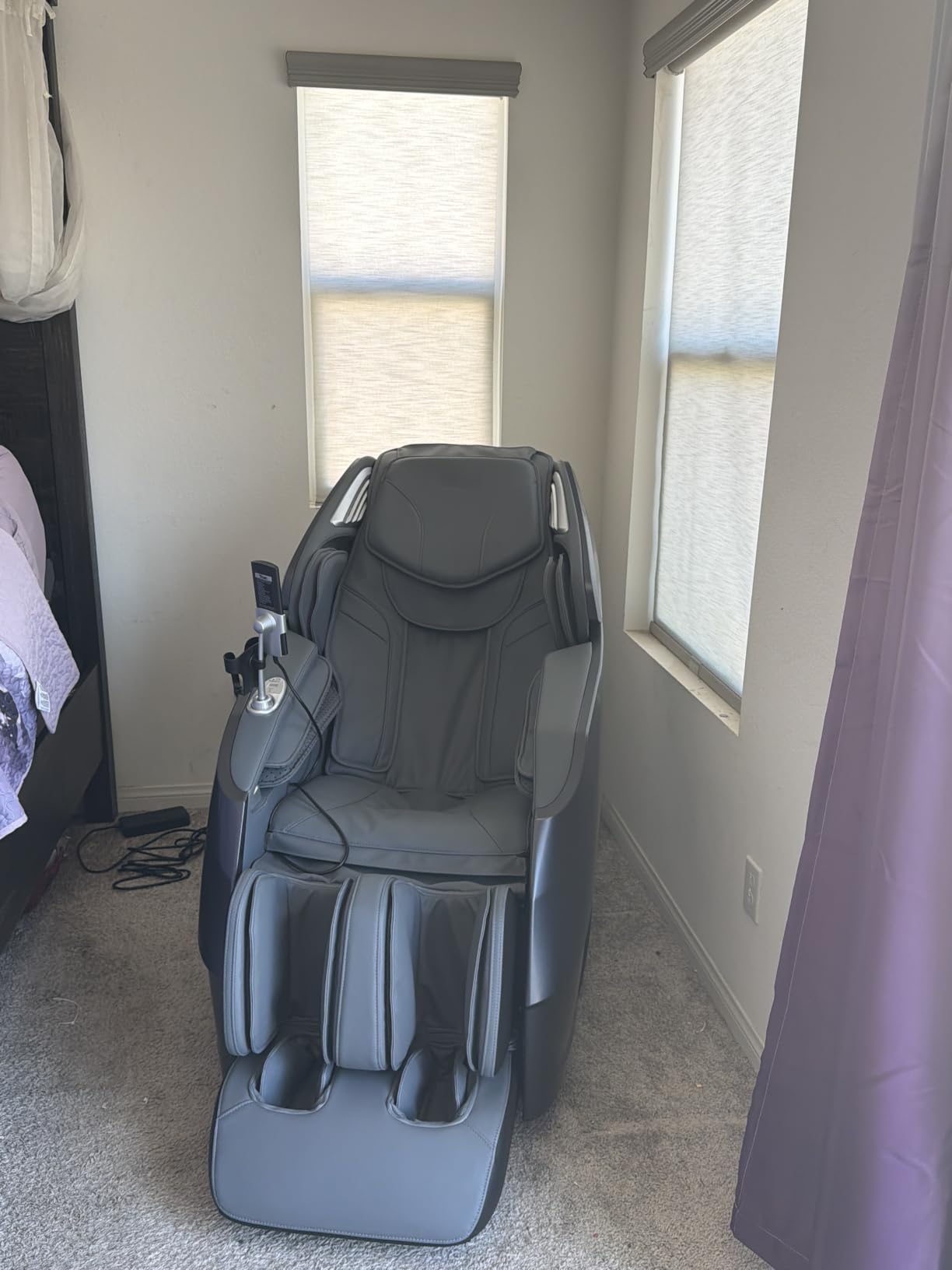 Titan Rejūv 4D l Ergonomic SL Track l Ai Series l Intelligent Health Detection l Full Body Massage Chair l Voice Recognition l Soothing Heating Therapy l Zero Gravity Reclining l Space Saving (Black) customer photo 1