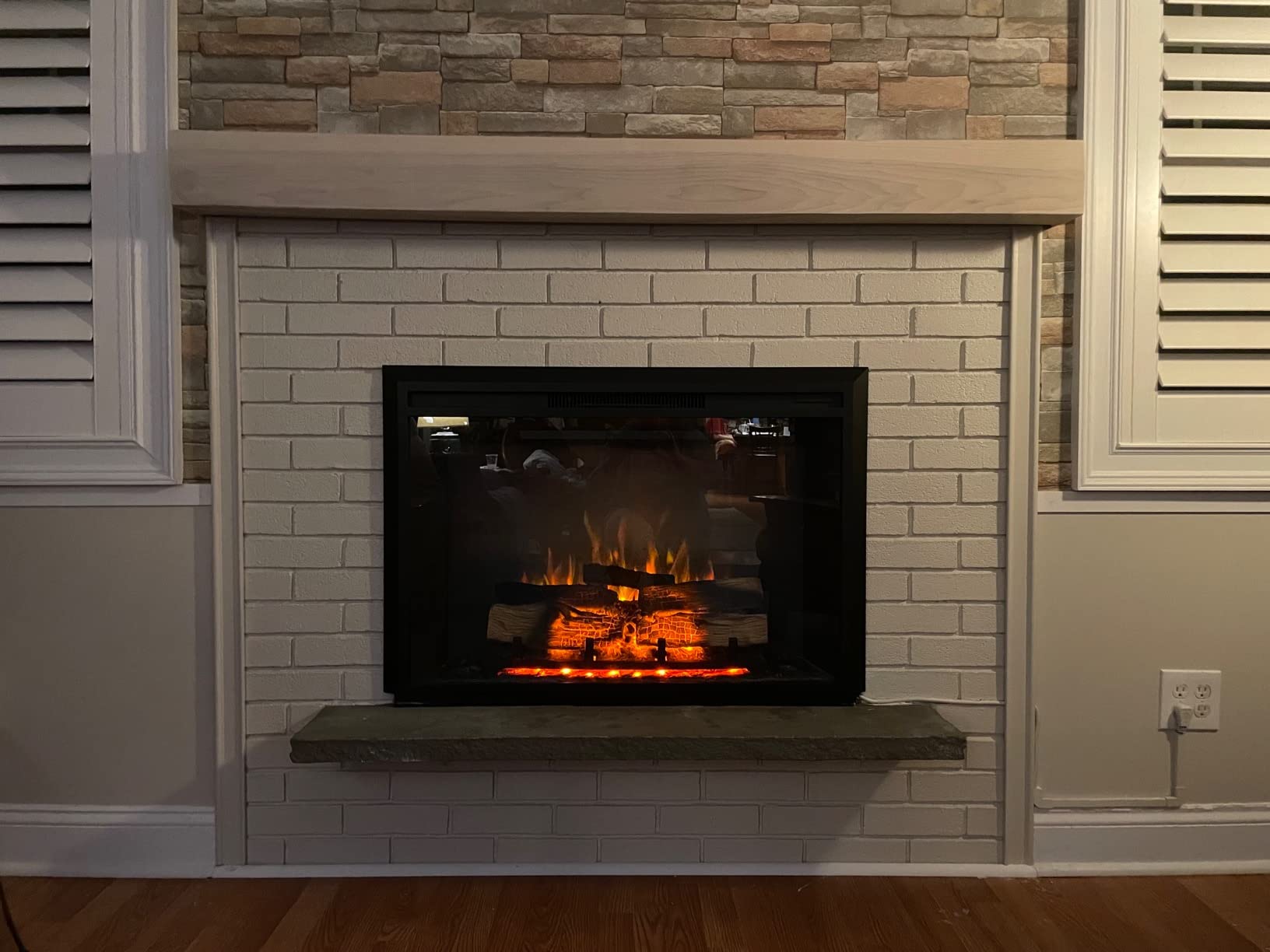 LegendFlame Carl 28 Inches with Trim Kit, Electric Fireplace Insert, Fireplace Heater 750/1500W, Fire Crackling Sound, Remote Control, Black… customer photo 1