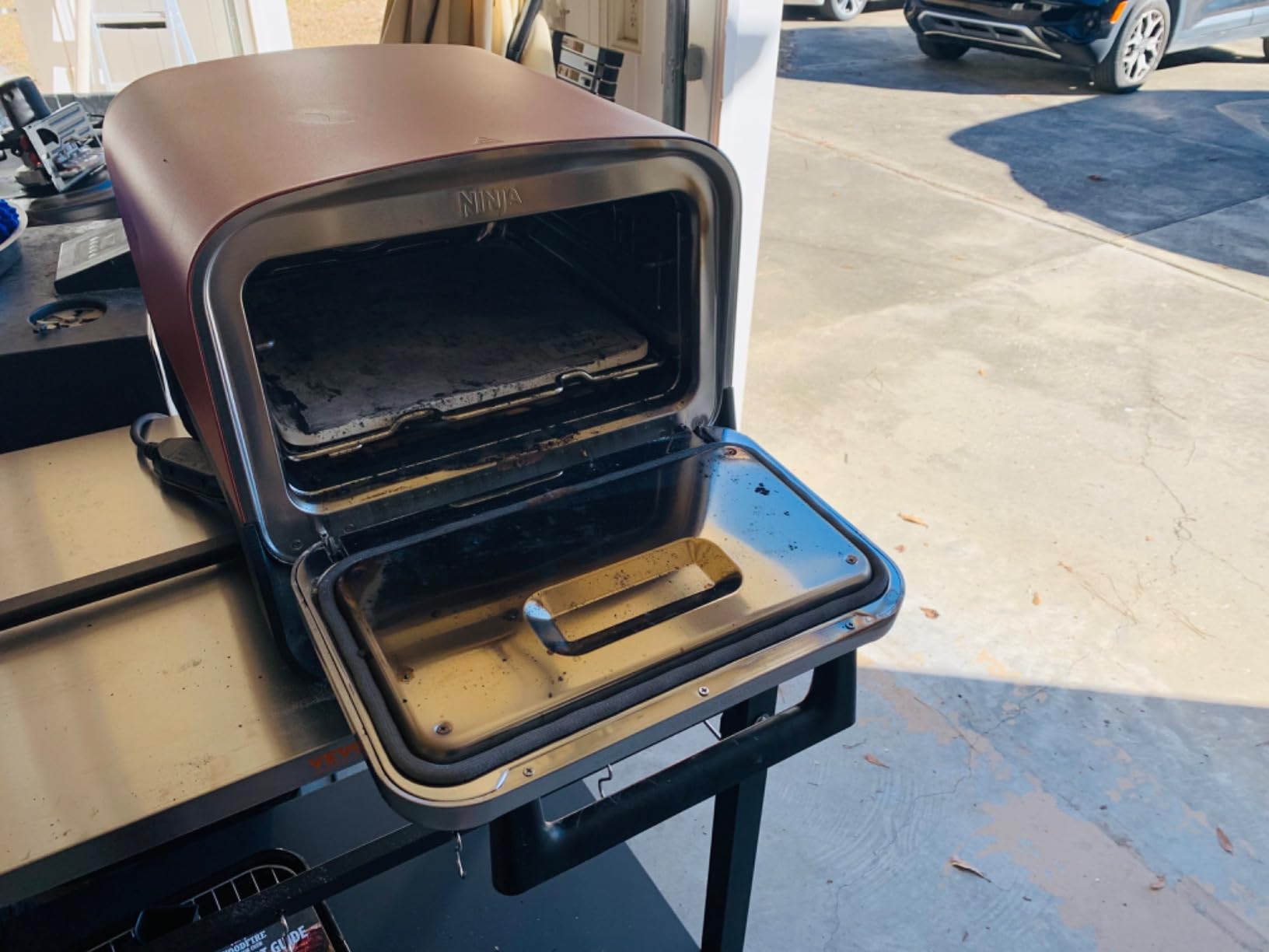 VEVOR Outdoor Grill Dining Cart with Double-Shelf, BBQ Movable Food Prep Table, Multifunctional Stainless Steel Table Top, Portable Modular Carts for Pizza Oven, Worktable with 2 Wheels, Carry Handle customer photo 2