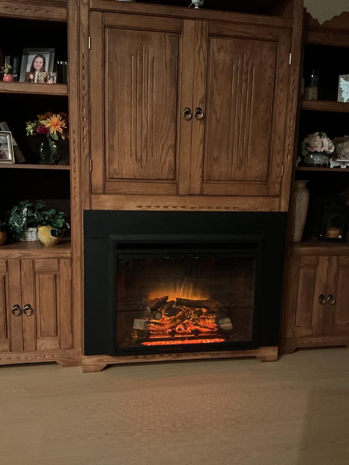 PuraFlame Klaus 23” Electric Fireplace Insert with Trim Kit, Fire Crackling Sound, Resin Log, Glass Door and Mesh Screen, 750/1500W Heater, Black customer photo 2