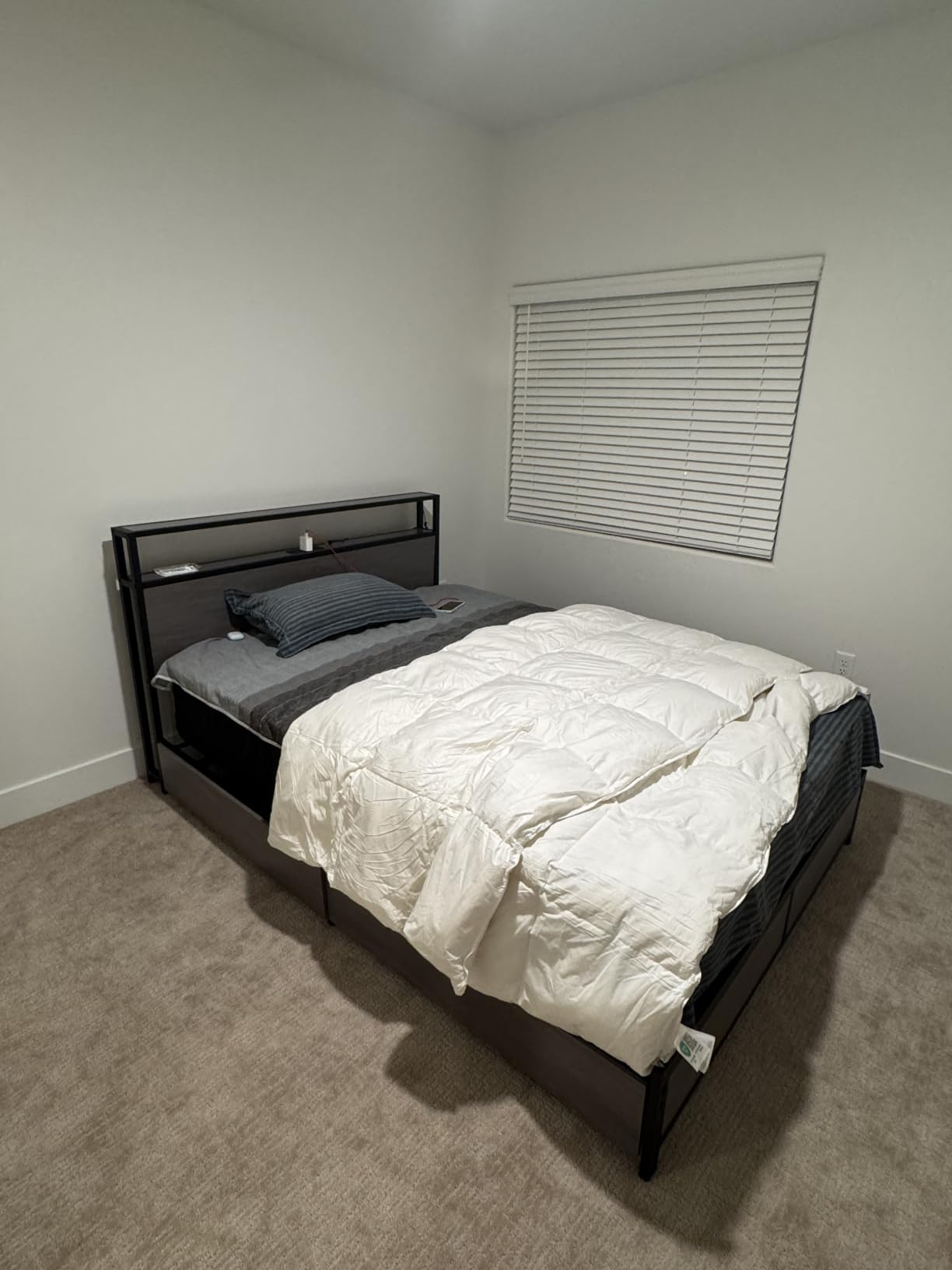 Lifezone Queen Bed Frame with 2-Tier Storage Headboard, Metal Platform Bed Frame with 4 Storage Drawers, Built in Charging Station & LED, Noise-Free/Metal Support/No Box Spring Needed, Vintage Brown customer photo 1