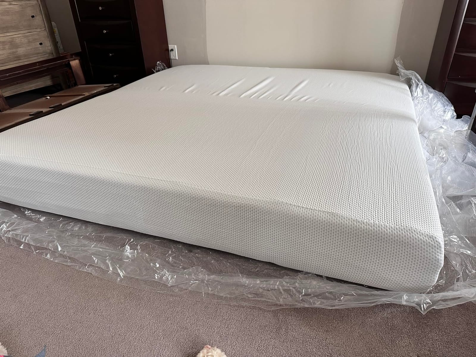 Zinus 12 Inch King Green Tea Cooling Memory Foam Mattress, Medium Feel customer photo 1