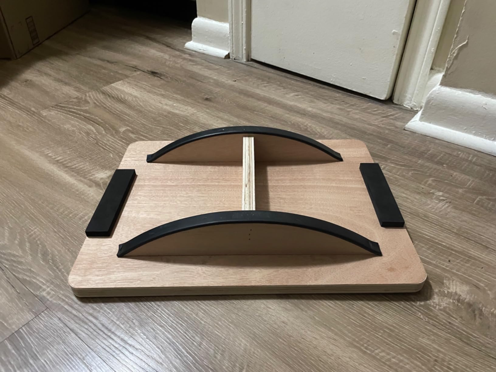 Juoe Balance Board Wobble Board, Balance Toys for Physical Therapy | Wooden Wobble Balance Board for Adults and Kids, Balance Training, Standing Desk Core Strength Balance Rocker Board customer photo 1