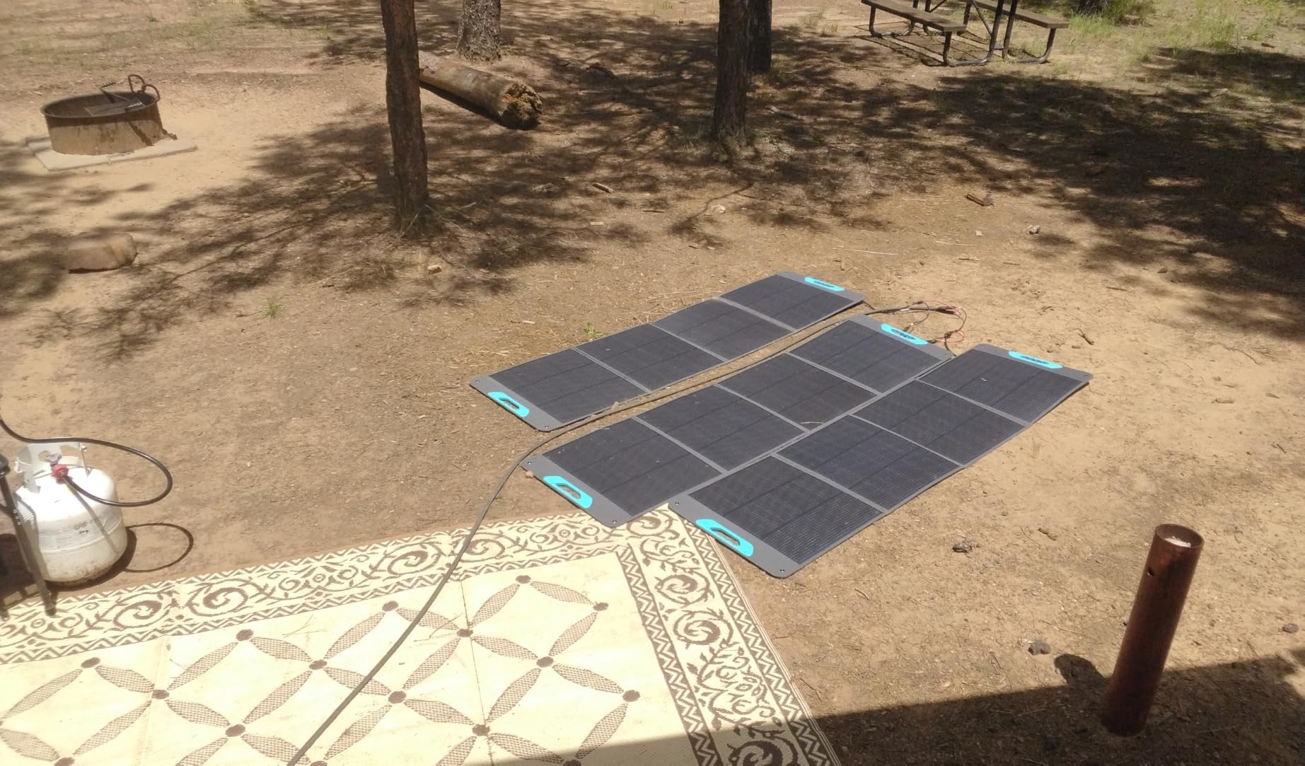 Renogy 200W Portable Solar Panel for Power Stations, 25% Efficiency | N-Type 200 Watt Foldable Solar Panel with Kickstand, Lightweight USB-A/Type-C Outputs, for Camping, RV, Blackout, Off-Grid customer photo 2
