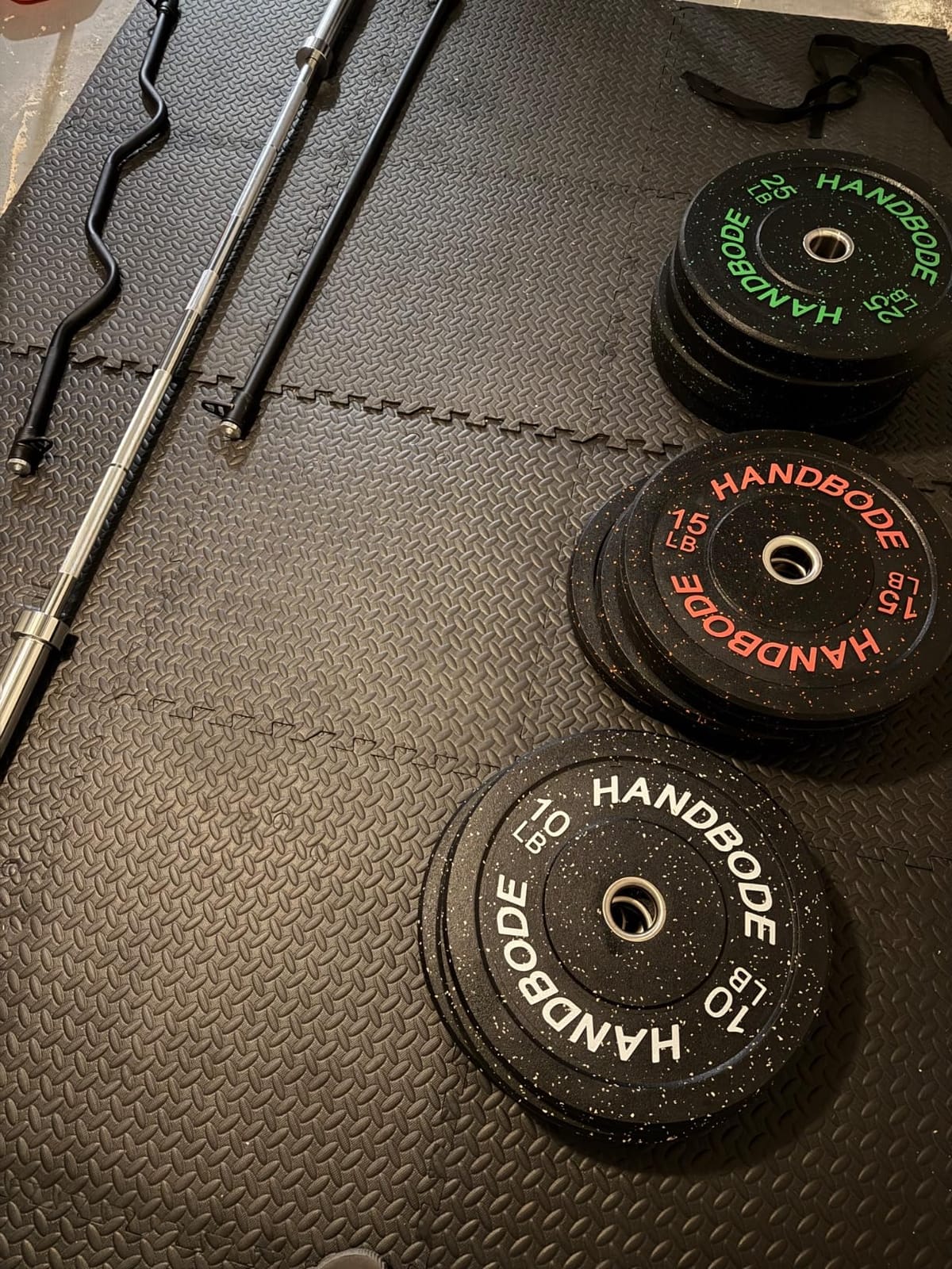 HANDBODE 2-Inch High-Bounce Bumper Plates, Olympic Weight Set, 10-650 lb customer photo 1