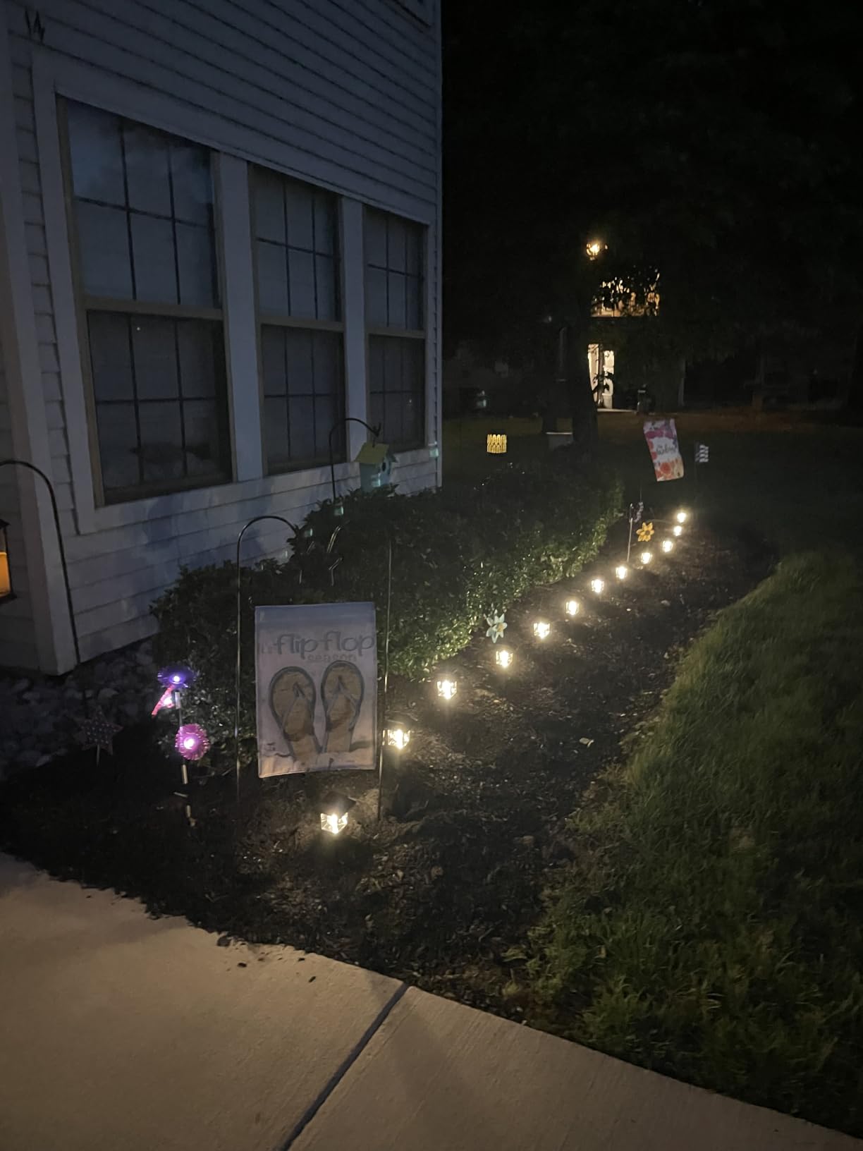 Greluna Solar Lights Outdoor,12 Pack 3000K Waterproof Auto On/Off Solar Pathway Lights for Your Garden, Landscape, Path, Yard, Patio, Driveway,Walkway Decor customer photo 1