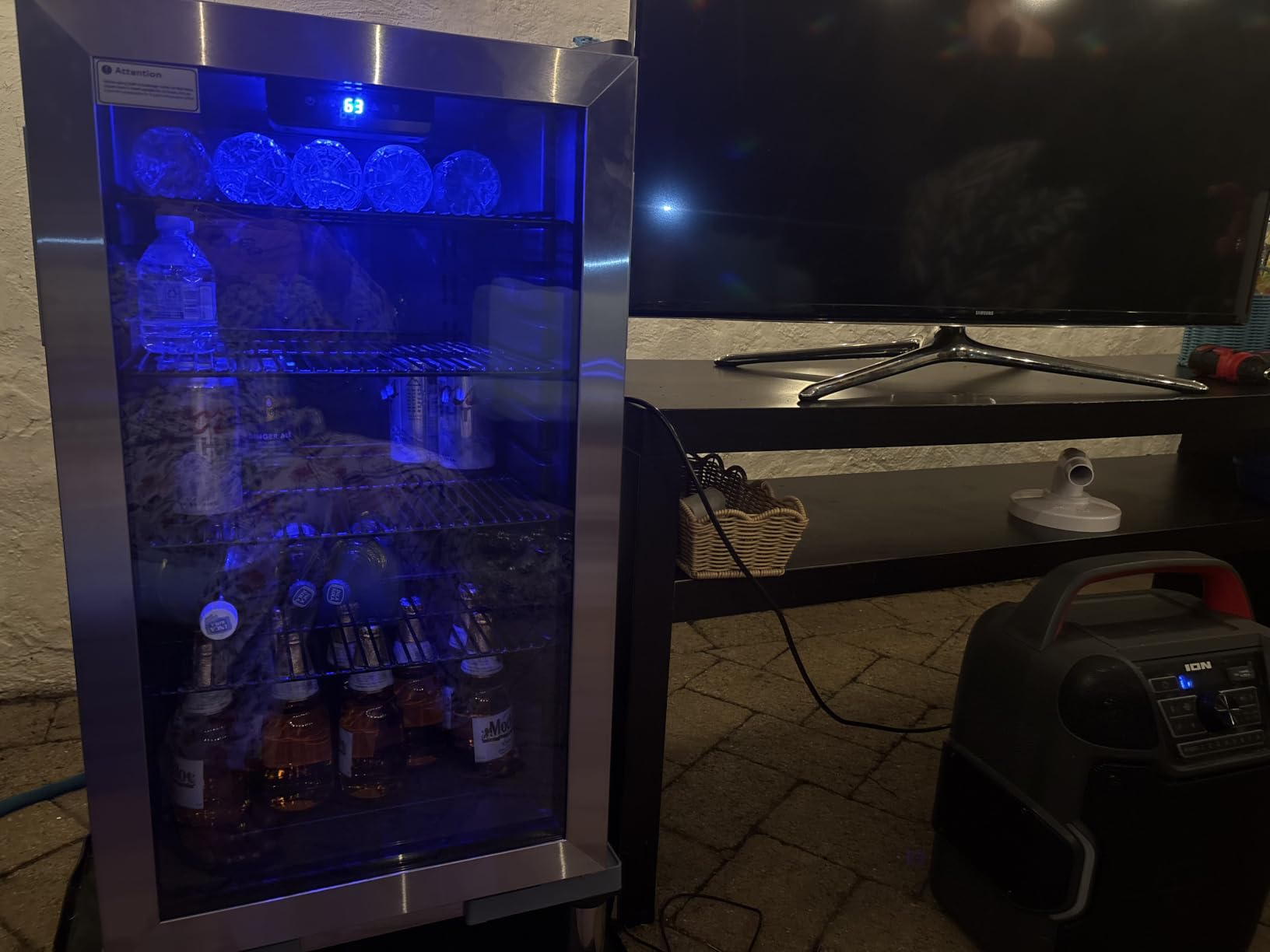 Feelfunn 126 Can Beverage Refrigerator, Glass Door Mini Fridge, 3.2 Cu.Ft customer photo 2