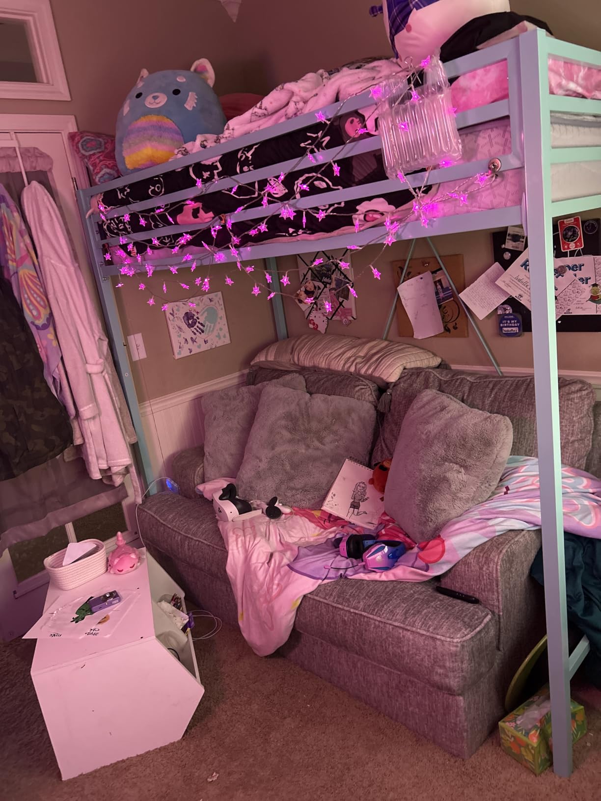 SHA CERLIN Loft Bed Twin Size with Ladder and Guardrail,White customer photo 2