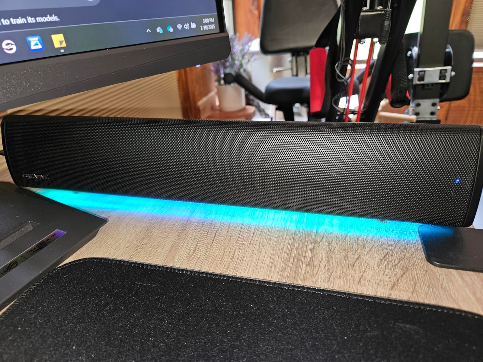 Creative Sound Blaster GS3 Compact RGB Gaming Soundbar, Superwide, Black | RGB Gaming Soundbar, Bluetooth, USB-C, Under Monitor, PC, Console, Compact Design, Black customer photo 1
