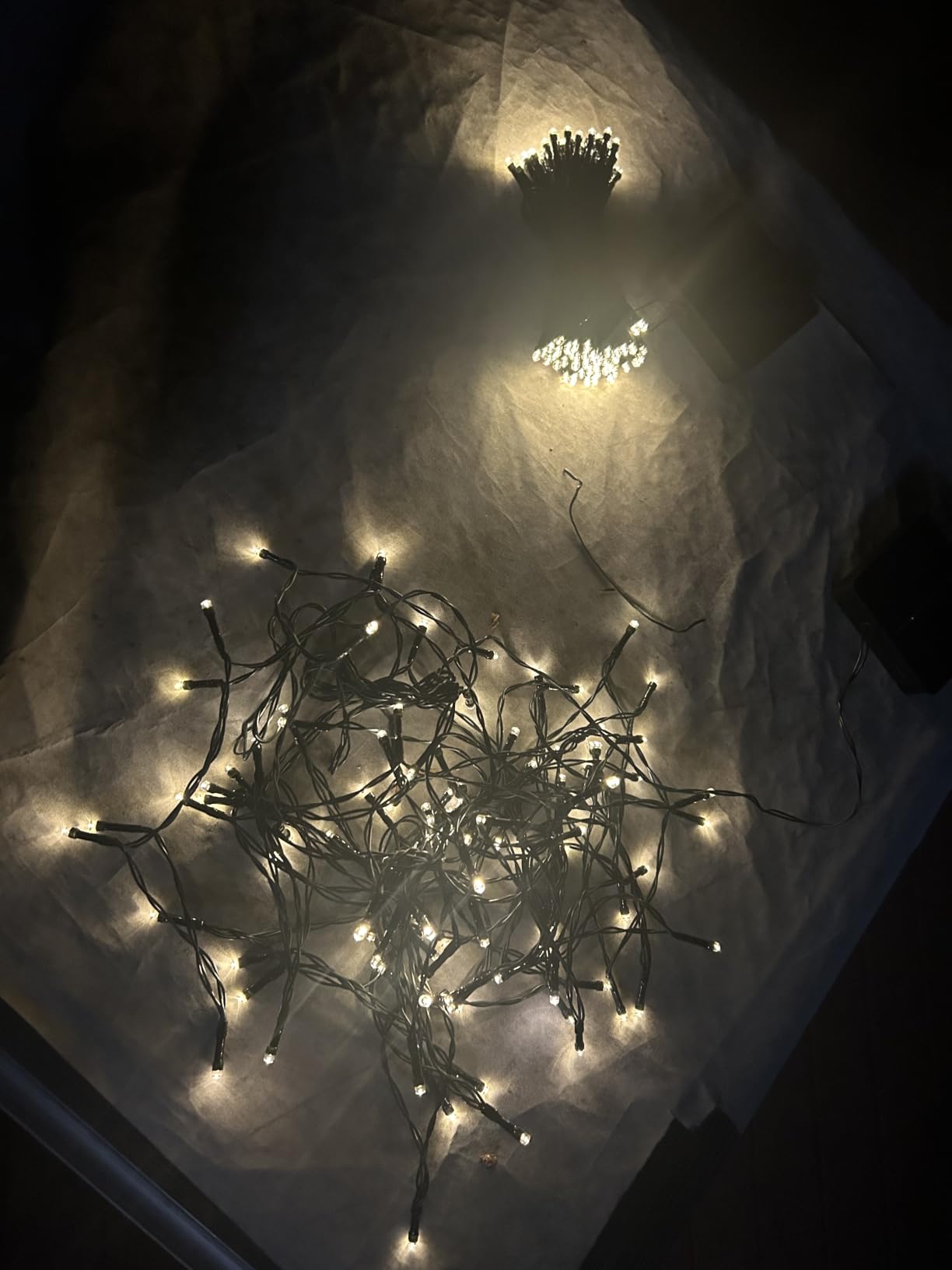 Minetom Solar String Lights Outdoor Waterproof, 40 FT 100 LED Outdoor Light customer photo 2