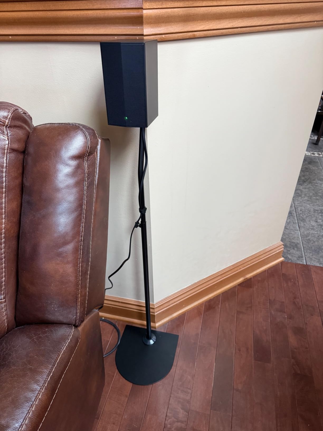 LG S90TR 7.1.3-Channel OLED evo TV Matching Home Theater Soundbar with Rear Surround Speakers and Wireless Subwoofer, Wow Orchestra, Dolby Atmos, WOWCAST Built-in customer photo 2