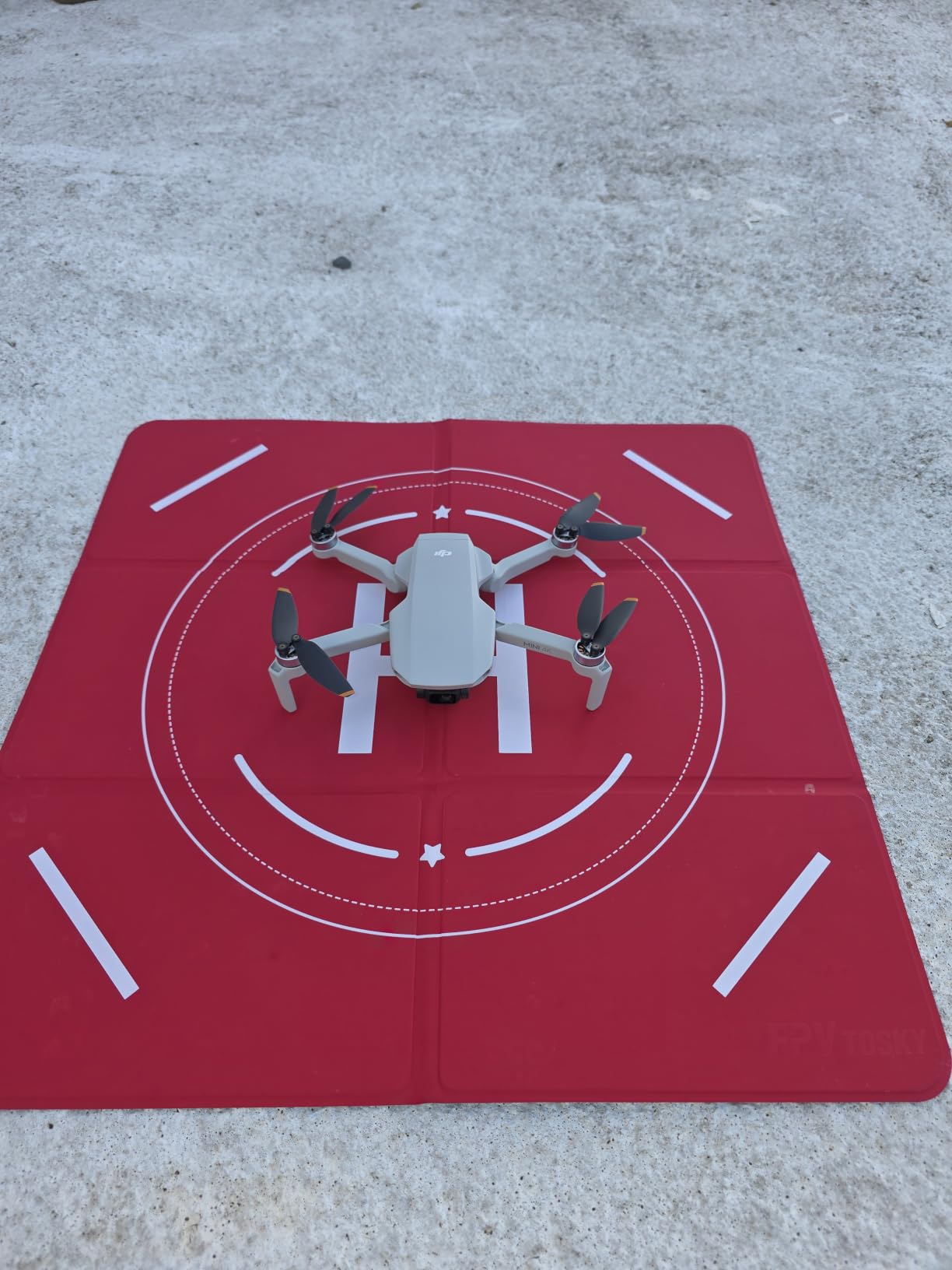 DJI Mini 4K, Drone With 4K UHD Camera, Under 249 g | 3-Axis Gimbal, 10km Video Transmission, Auto Return, Wind Resistance, 31-Min Flight Time, Intelligent Flight customer photo 2