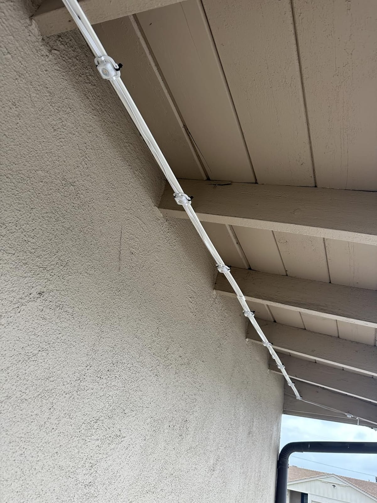 Govee Permanent Outdoor Lights 2, 150ft RGBIC Outdoor Lights with 100 Modes customer photo 2