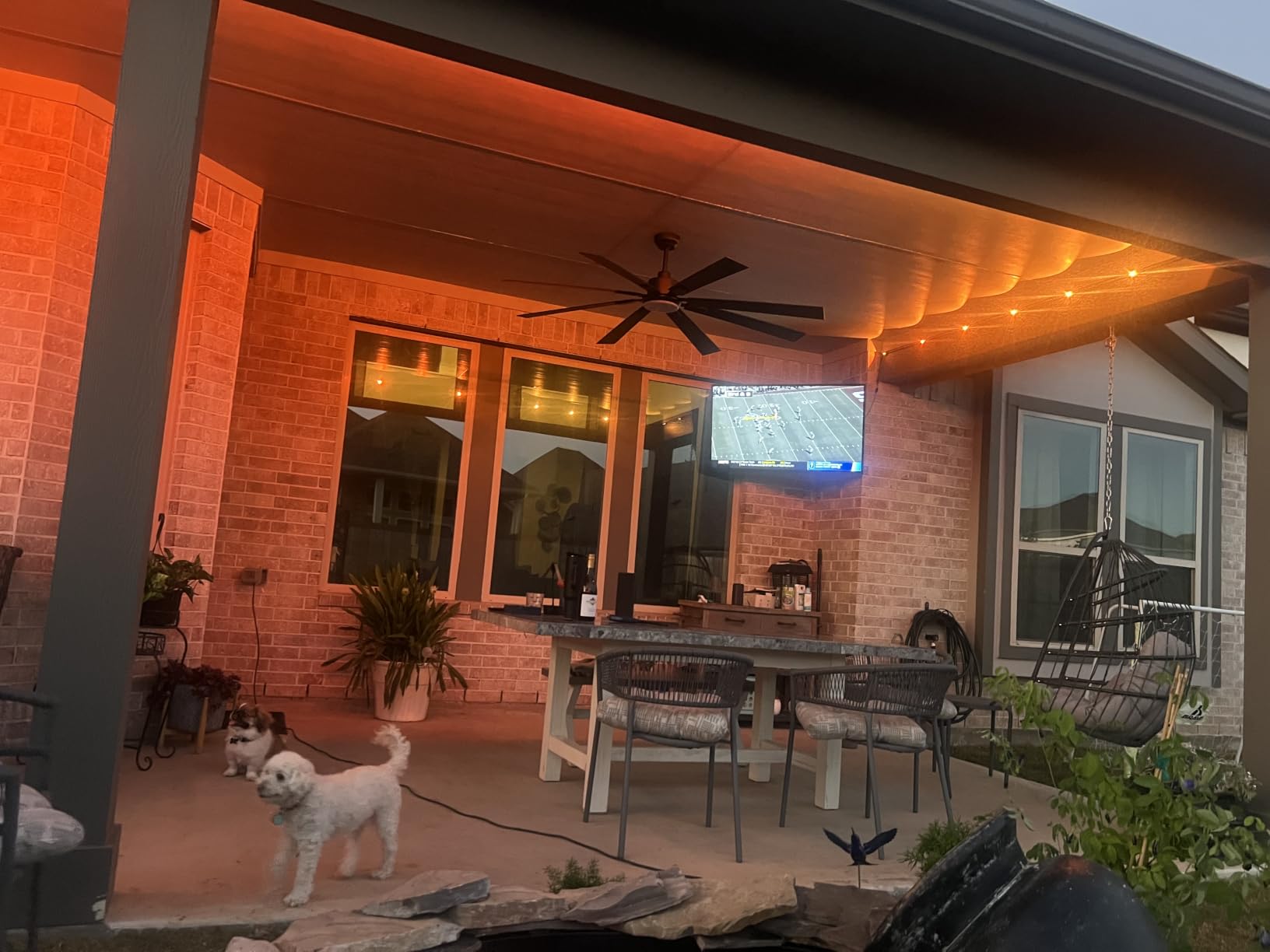 Govee Permanent Outdoor Lights 2, 100ft RGBIC Outdoor Lights with 100 Modes customer photo 2