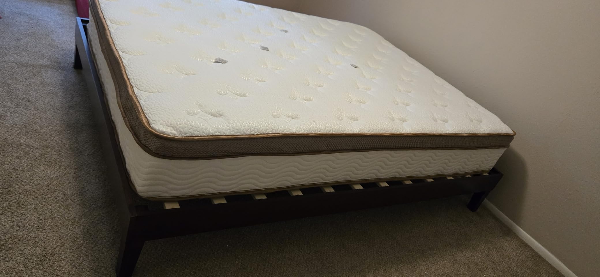 BedStory Queen Mattress 14 Inch - Firm Hybrid Mattress with Orthopedic Spinal Support customer photo 1