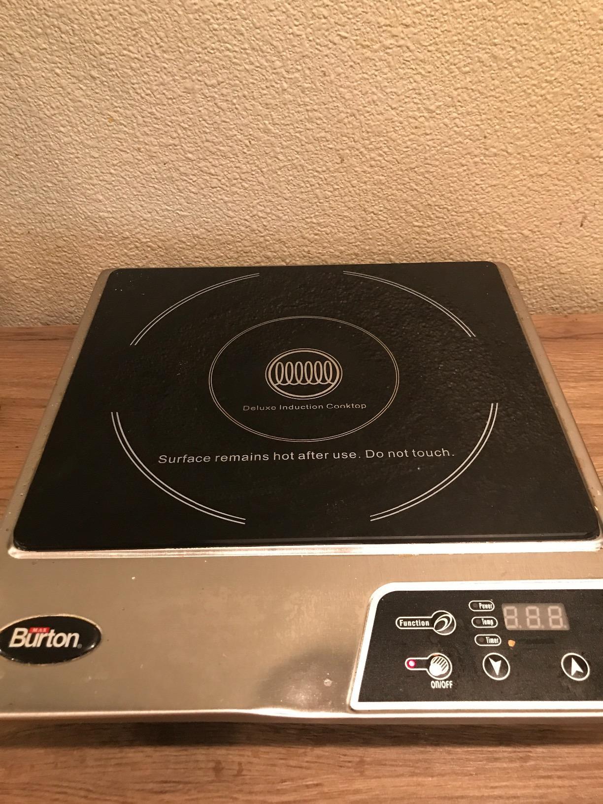Empava Flex Induction Cooktop 2 Burner, Horz. Countertop/Drop-in, Plug in customer photo 1