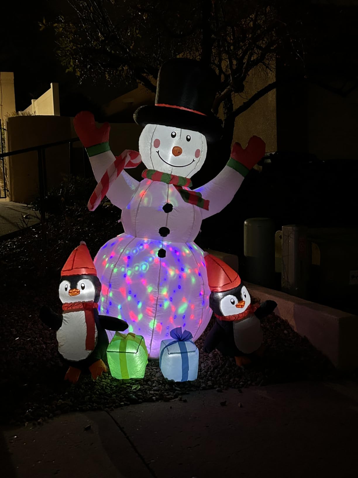 7.9 FT Inflatable Christmas Tree Decorations with Rotated Snowflake Light customer photo 1