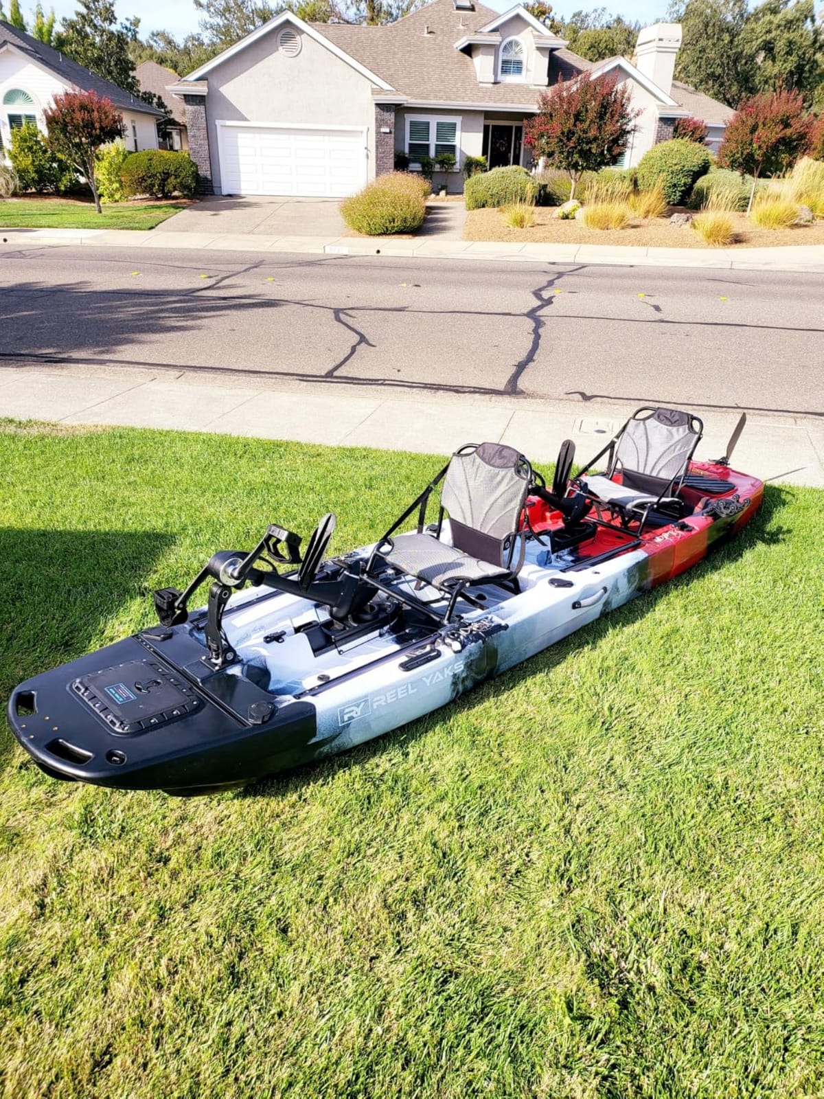 Reel Yaks Raider Modular Fishing Kayak - 9.5ft, 380 lbs Capacity, Red White Black - Pedal Fishing Kayaks for Adults & Youth, Sit on Top, Compact Storage, Lightweight, Easy Transport customer photo 2