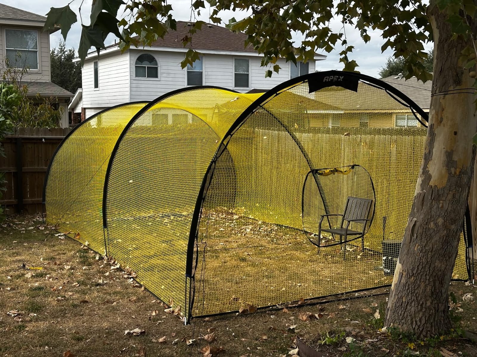 Apex Sports Portable 22ft x 12ft x 8ft Baseball & Softball Batting Cage with Pitching Machine Hole, 3ply 1.25'' Yellow Netting, Secure Steel Poles, 12.7MM Fibreglass Poles, Carry Bag Included customer photo 1
