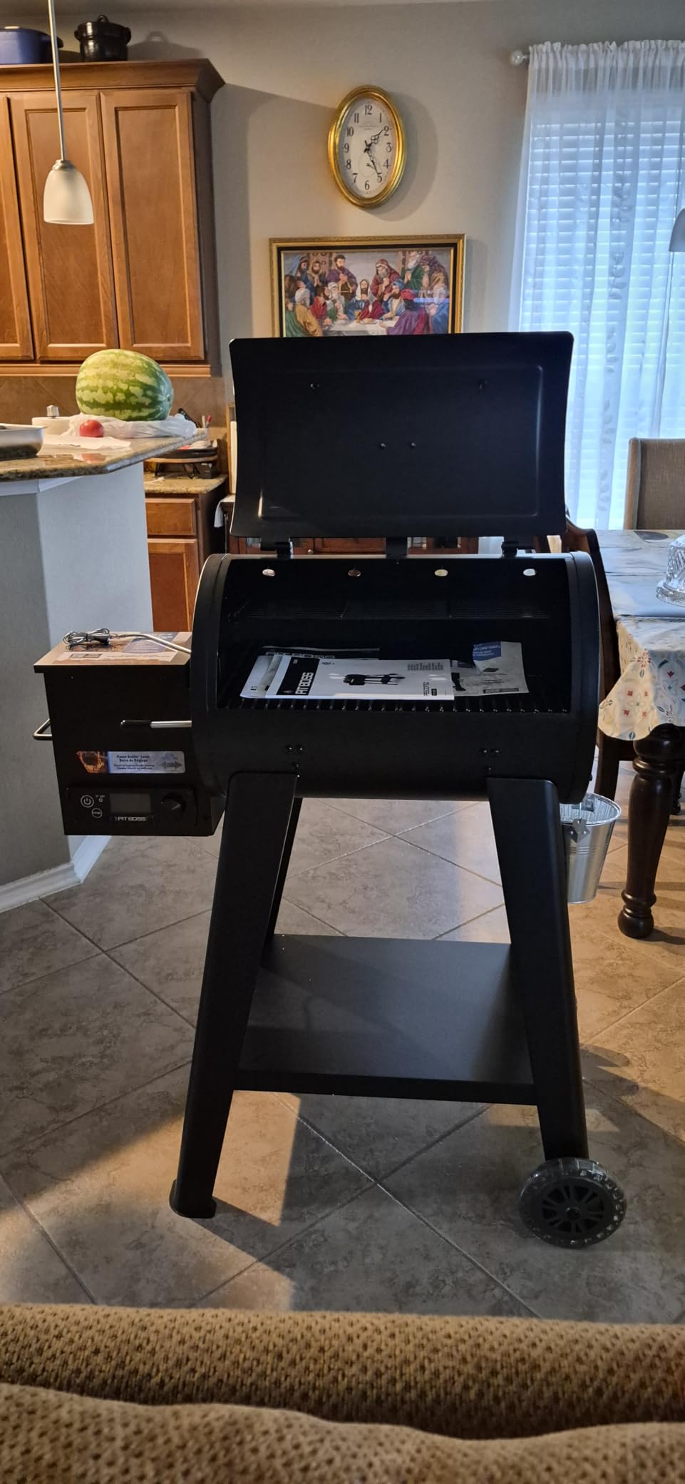 Pit Boss 500 FB2 Series Wood Pellet Grill & Smoker with Flame Broiler and LCD Digital Controller, 518-Sq. In. Cooking Space, 180°F to 500°F Temperature Range, Meat Probe, 5 lb. Pellet Hopper, Black customer photo 2