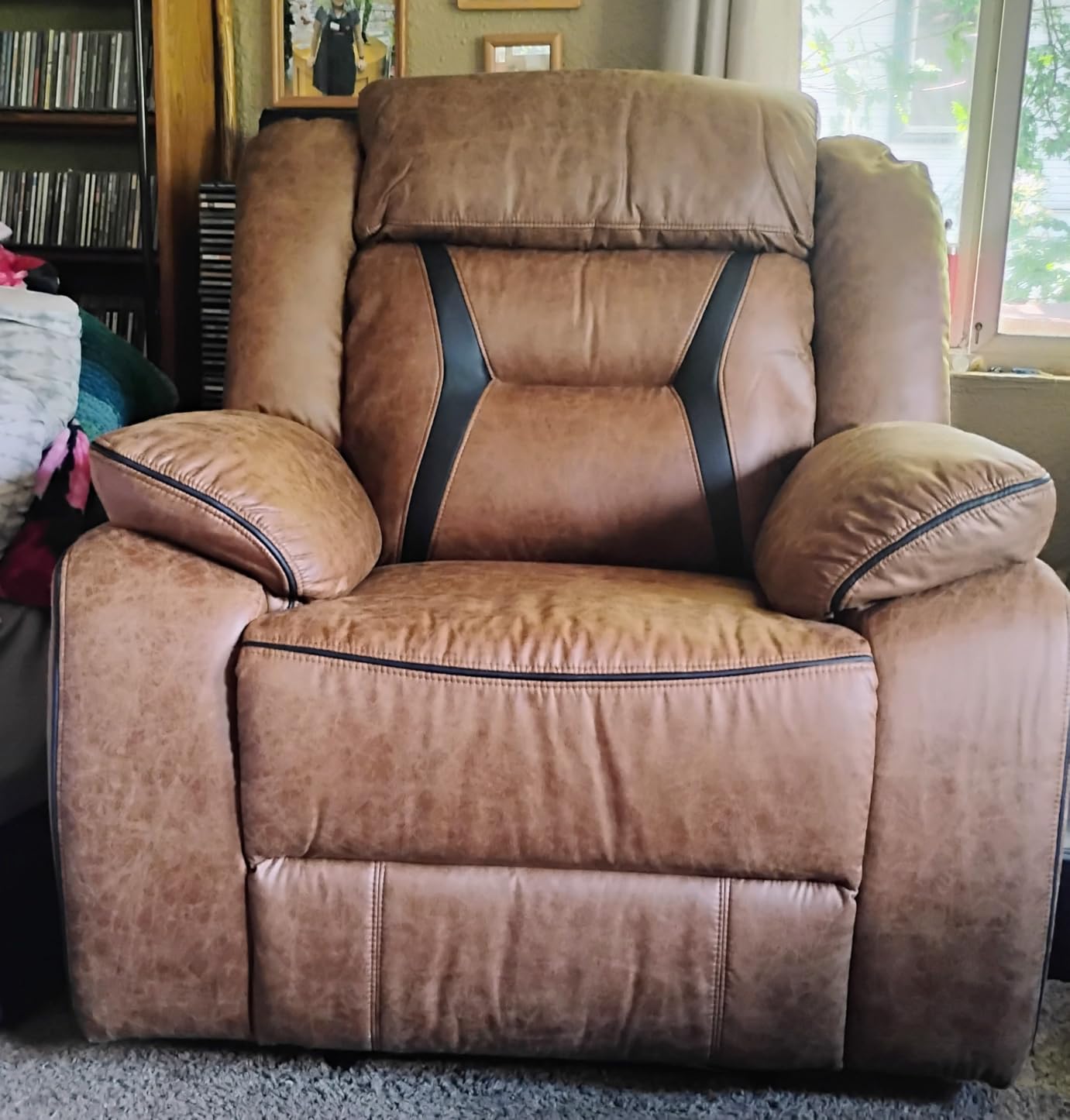 EBELLO Faux Leather Manual Recliner Chair, Modern Design Single Reclining Sofa Chair with Comfortable Armrest and Backrest, Furniture for Living Room, Bedroom, Brown customer photo 1