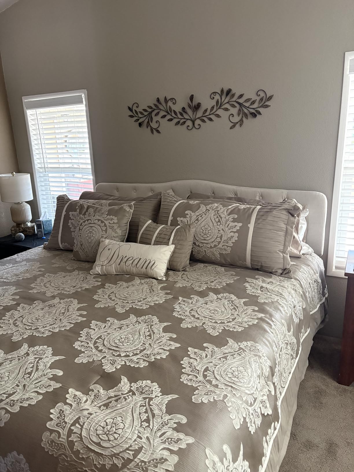 Rosevera Givanna Adjustable Height Headboard with Linen Upholstery and Button Tufting for Bedroom, Queen, Beige Linen customer photo 1