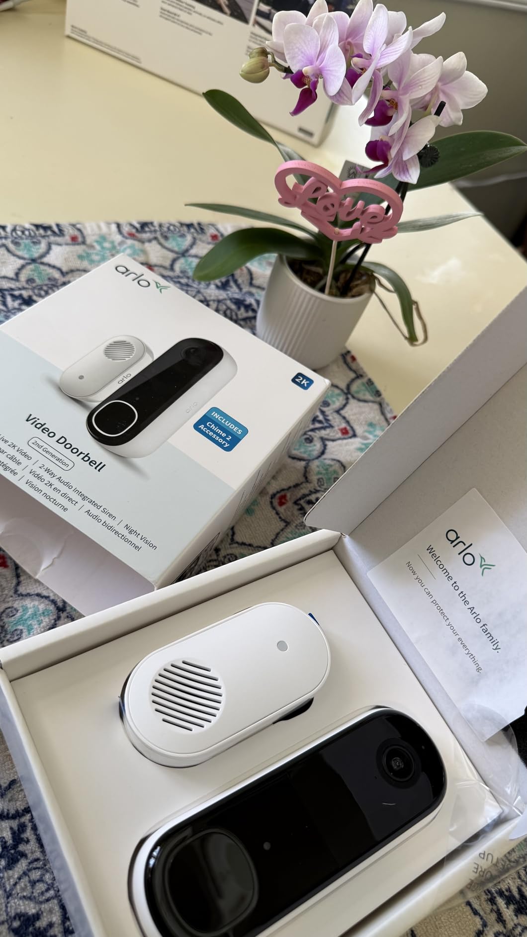 Arlo Video Doorbell 2K (2nd Gen) Wireless or Wired - 1-Cam + Chime | 2K HDR head-to-toe video; Front door security; Package & person detection; Night vision, 2-way audio; 1-mo subscription incl. customer photo 1