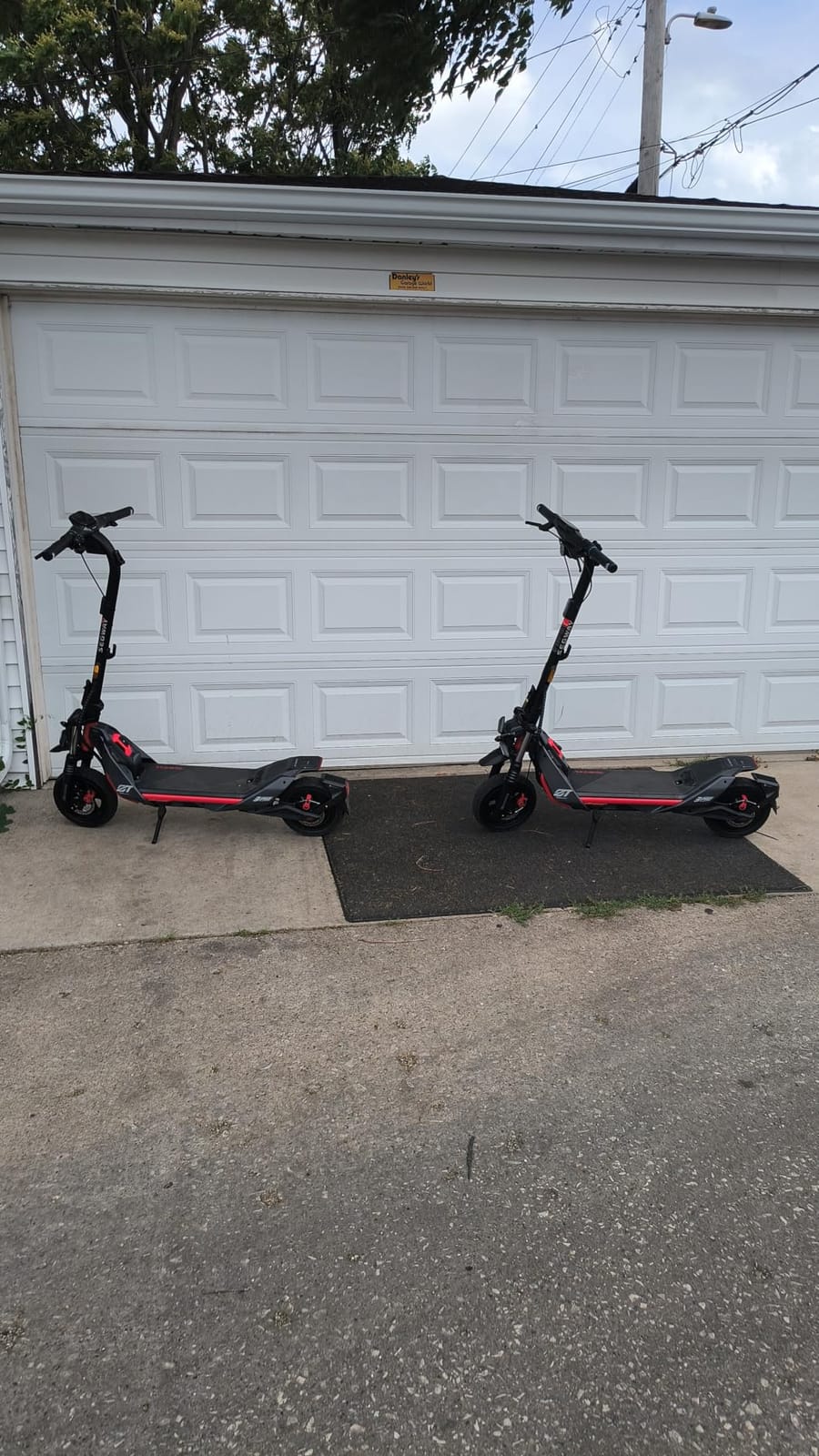 Segway ZT3 Pro Electric Scooter, Up to 24.9 MPH, 43.5-Mile Range | 1600W peak motor, dual suspension, Flash Charge, off-road design for adults, UL 2272 and UL 2271 certification customer photo 1