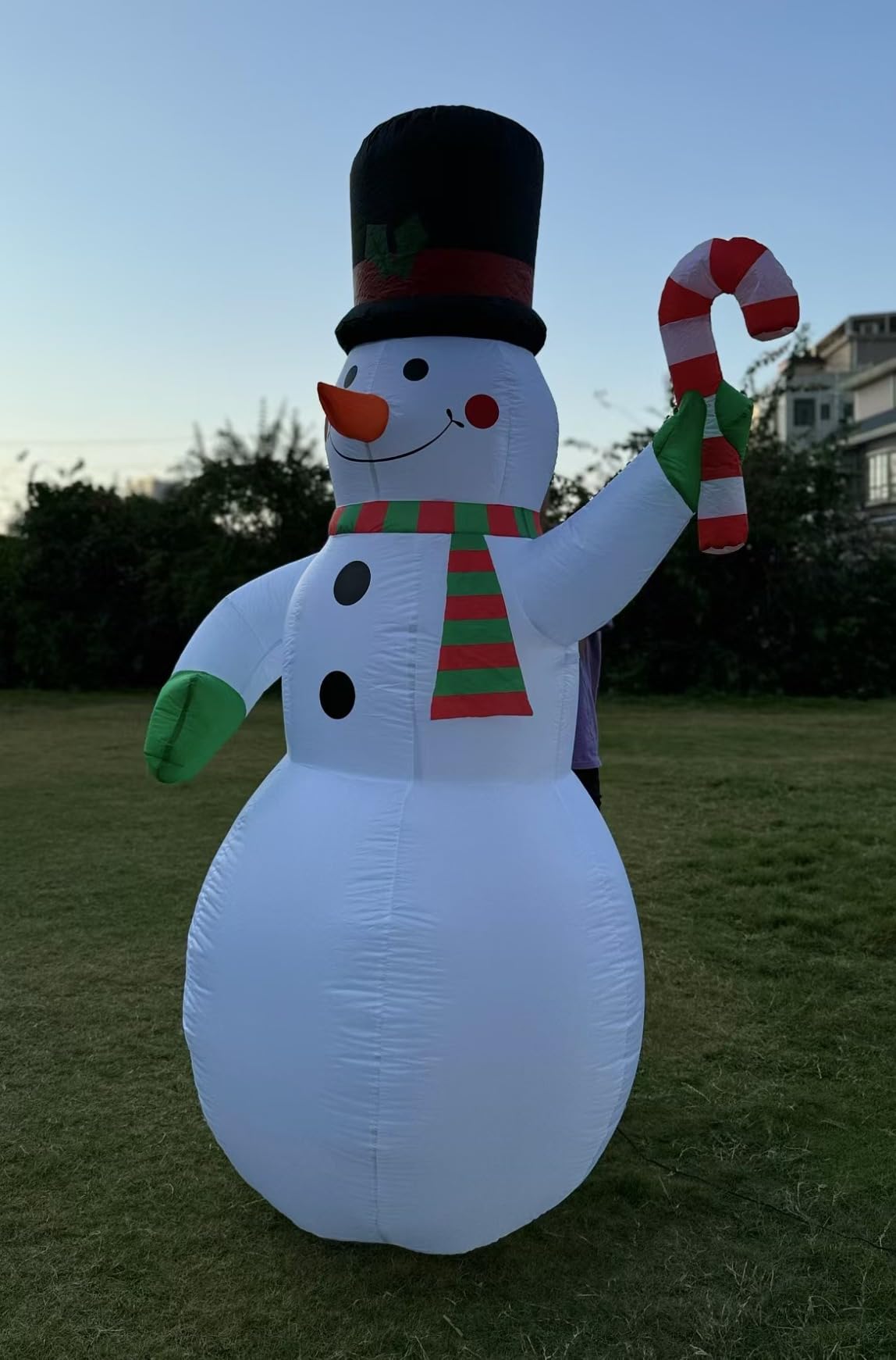 7Ft Christmas Inflatables Snowman Built-in Music Box & Rotating Colorful LED Lights, Christmas Inflatable Decoration Outdoor Blow Up Yard Decoration Snow Man for Holiday Party Xmas New Year customer photo 2