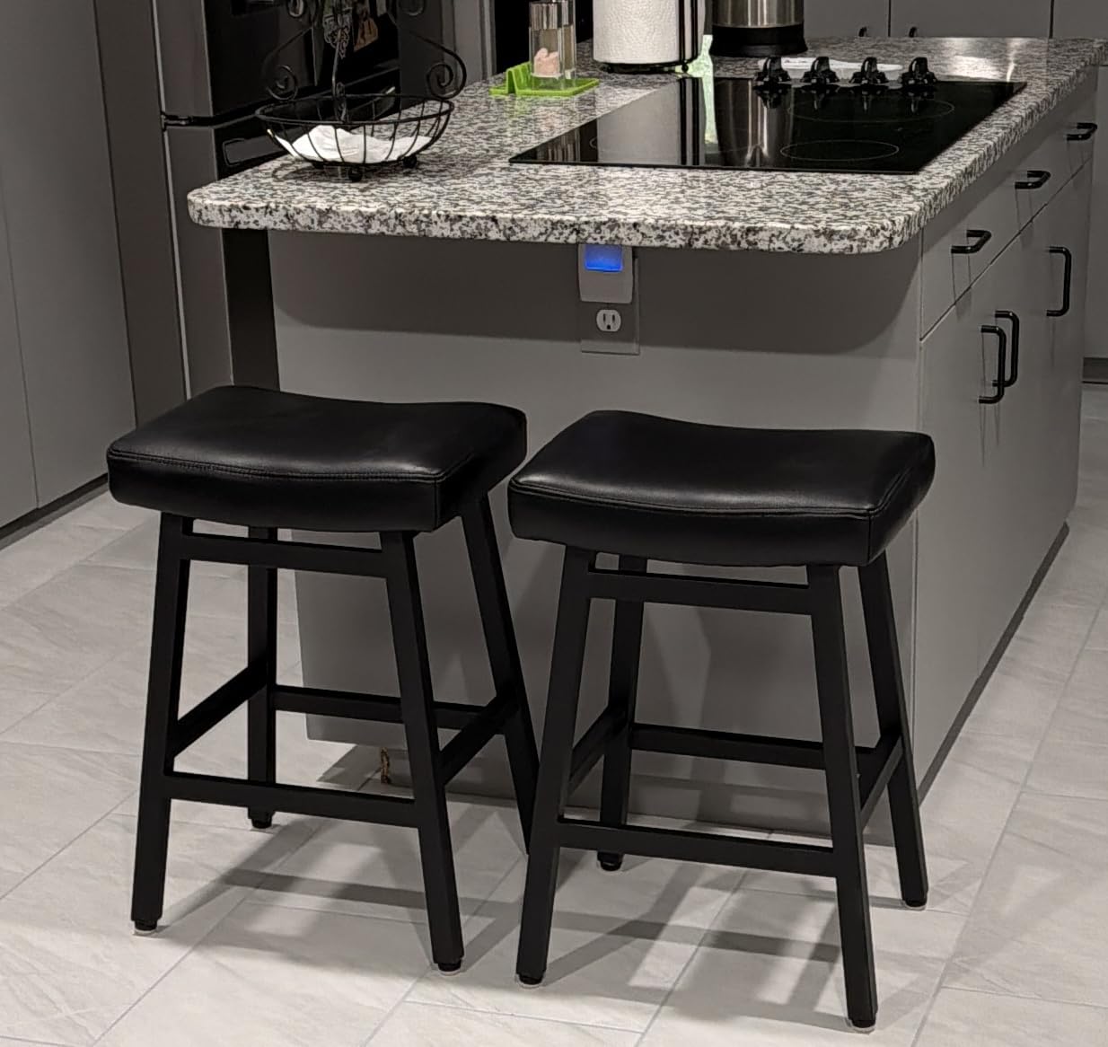 Raynesys 24 Inche Bonded Leather Counter Height Bar Stools Set of 2 Curved | Barstools with Curved Bonded Leather Seats & Heavy Duty Metal Legs for Kitchen Counter, Easy Assembly, Brown/Black customer photo 2