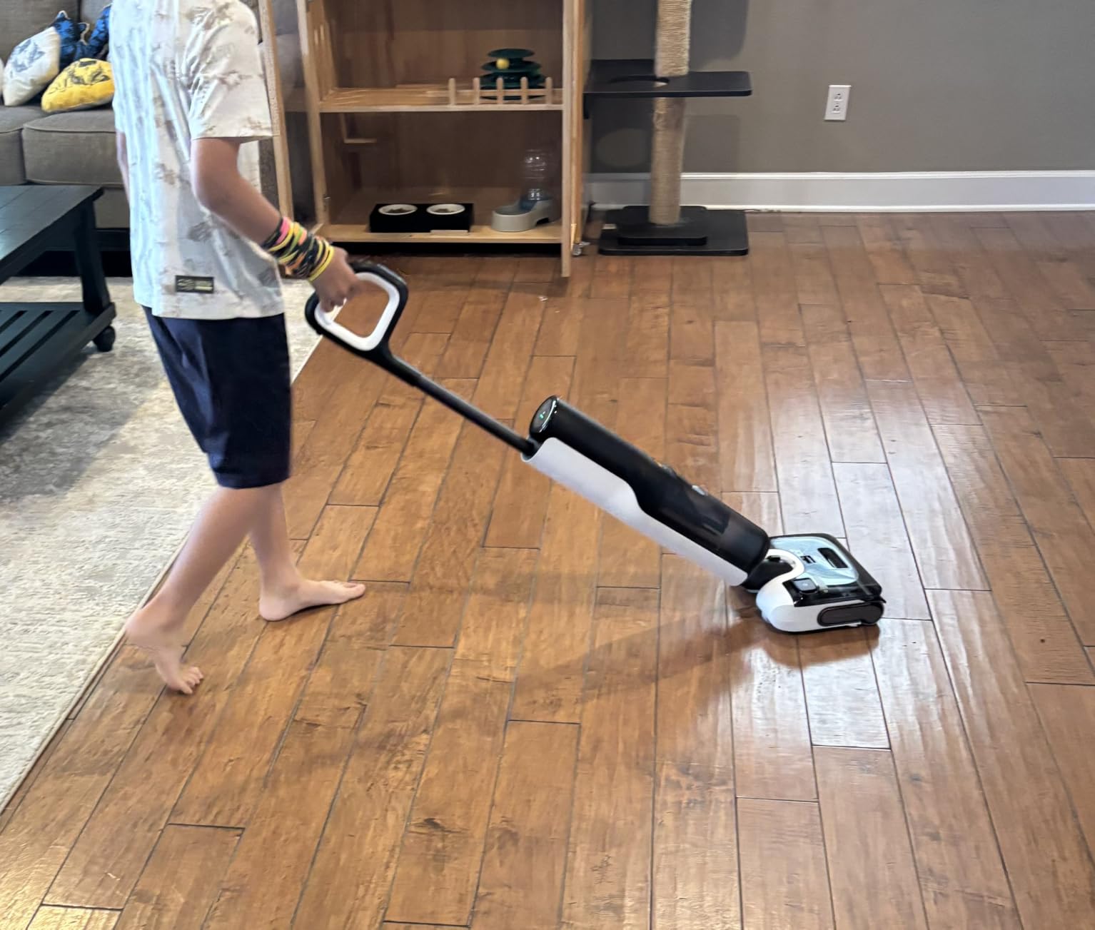 roborock F25 LT Wet Dry Vacuum Cleaner, 20000Pa Hard Floor Vacuum Mop Combo customer photo 2