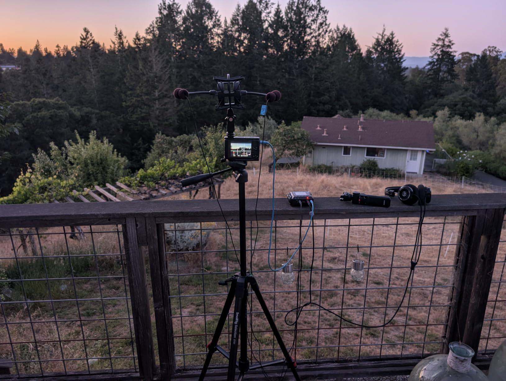 TASCAM FR-AV2 Compact 32-Bit Float Field Recorder and Timecode Generator with Dual XLR/TRS Inputs for Videographers customer photo 2
