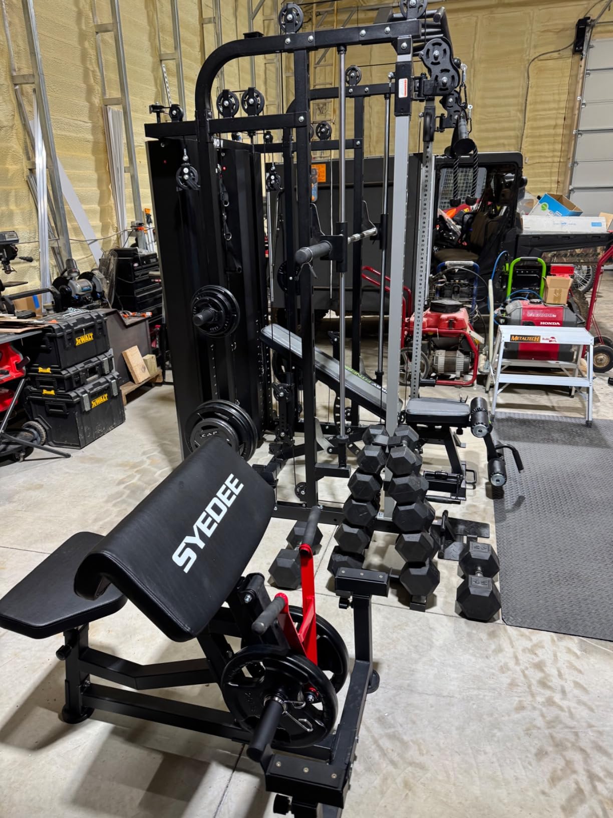 Mikolo Preacher Curl Bench, Plate Loaded Bicep Curl Machine, Bicep Workout Equipment,2 in 1 Arm Training Machine for Home Gym customer photo 1