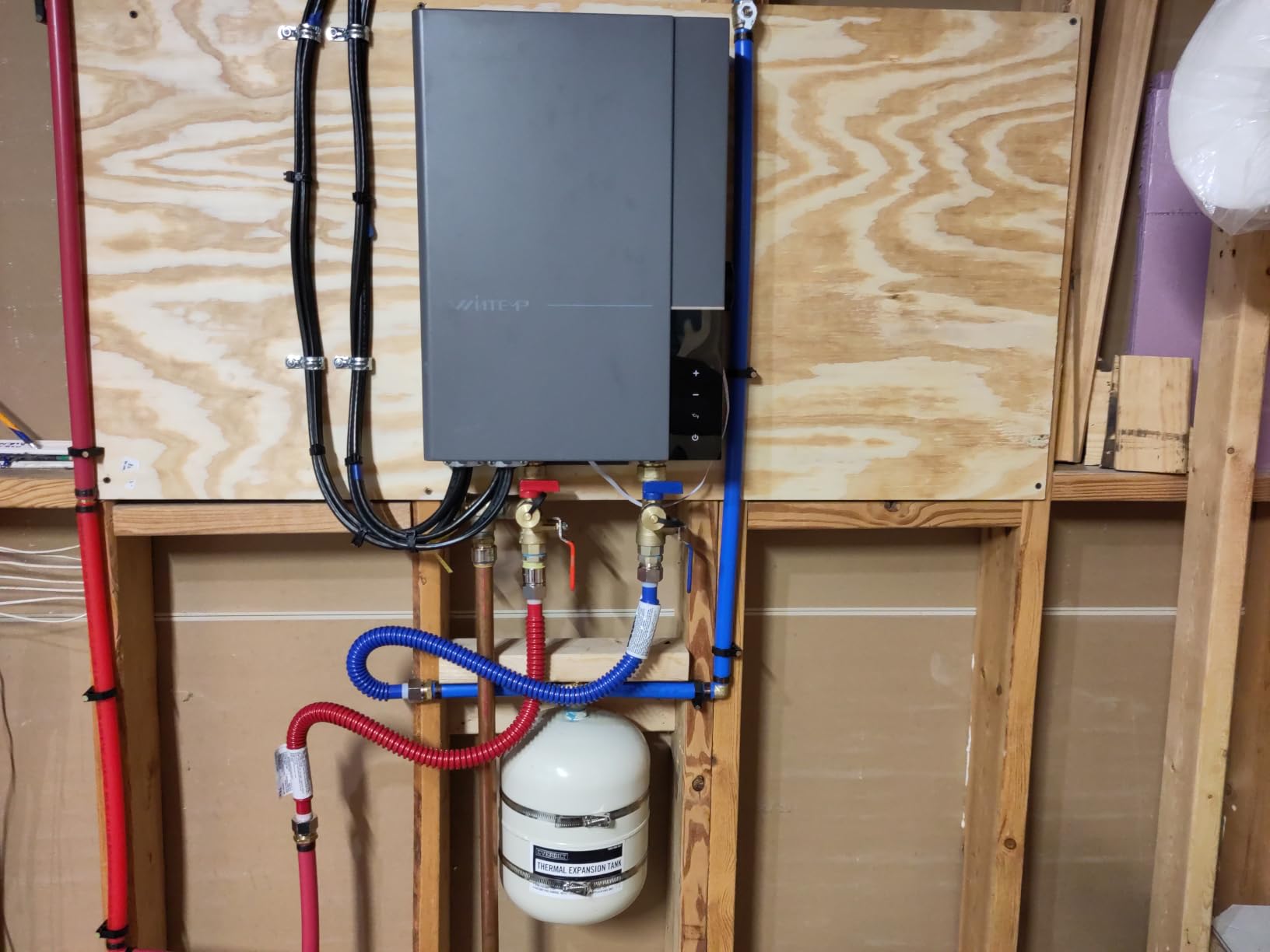18kW Electric Tankless Water Heater 240V ETL Certified WiFi customer photo 2